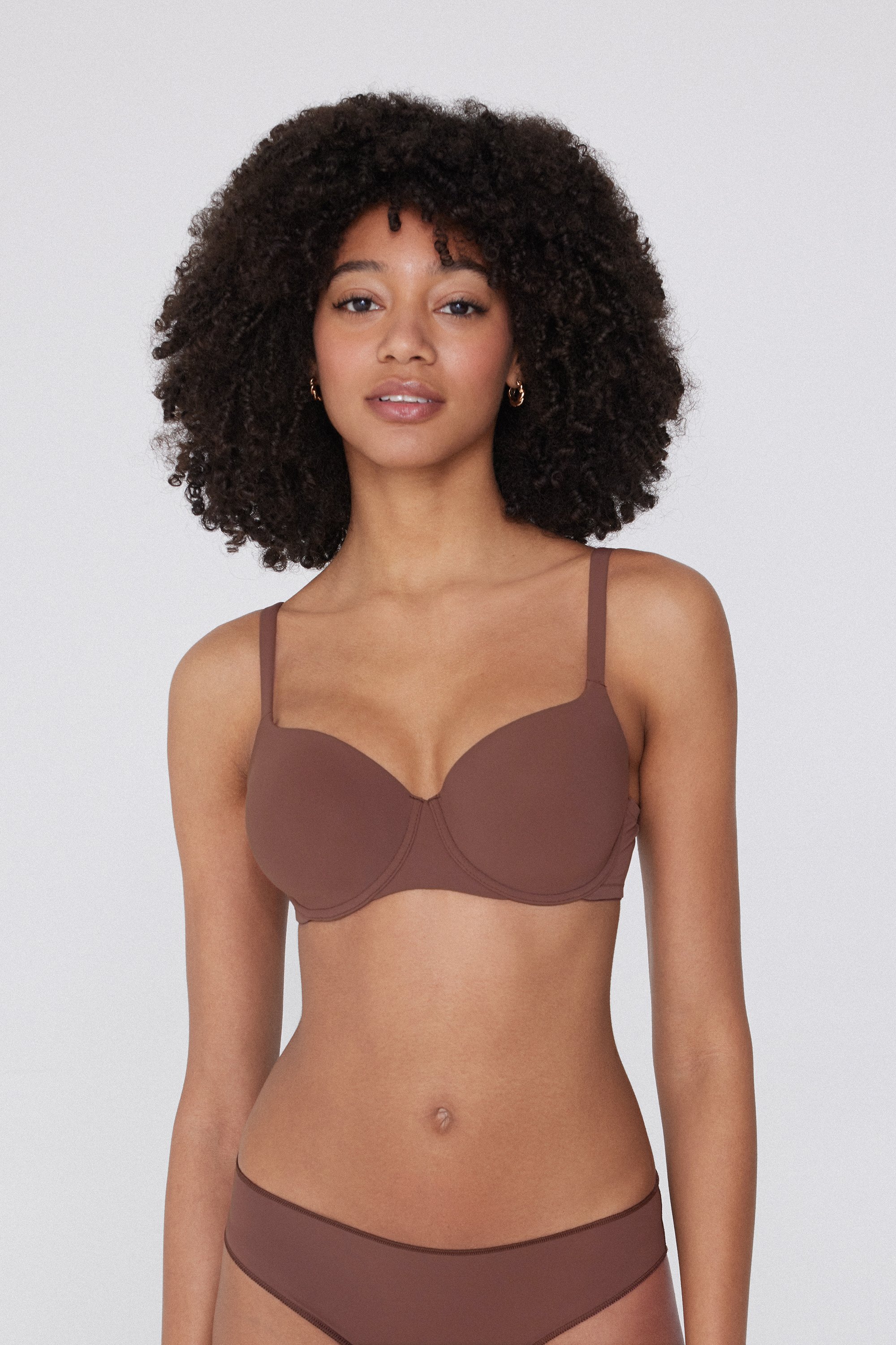 Soutien-gorge balconnet microfibre emboîtant