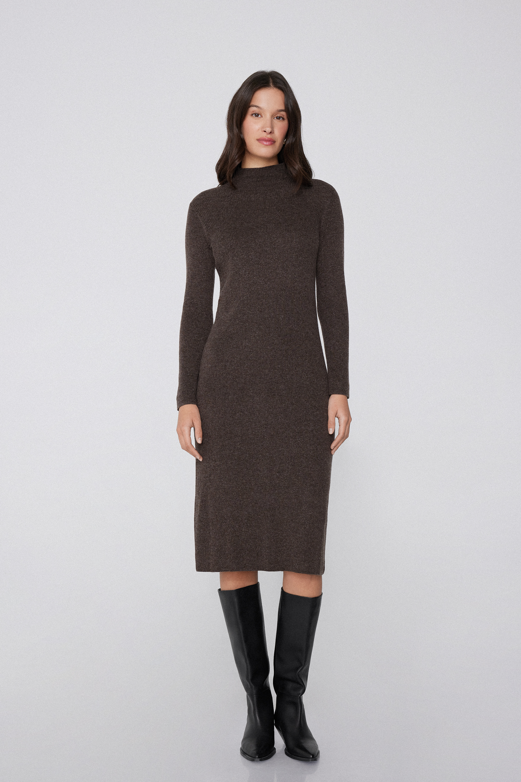 Robe Longue Col Montant Côtelé avec Laine