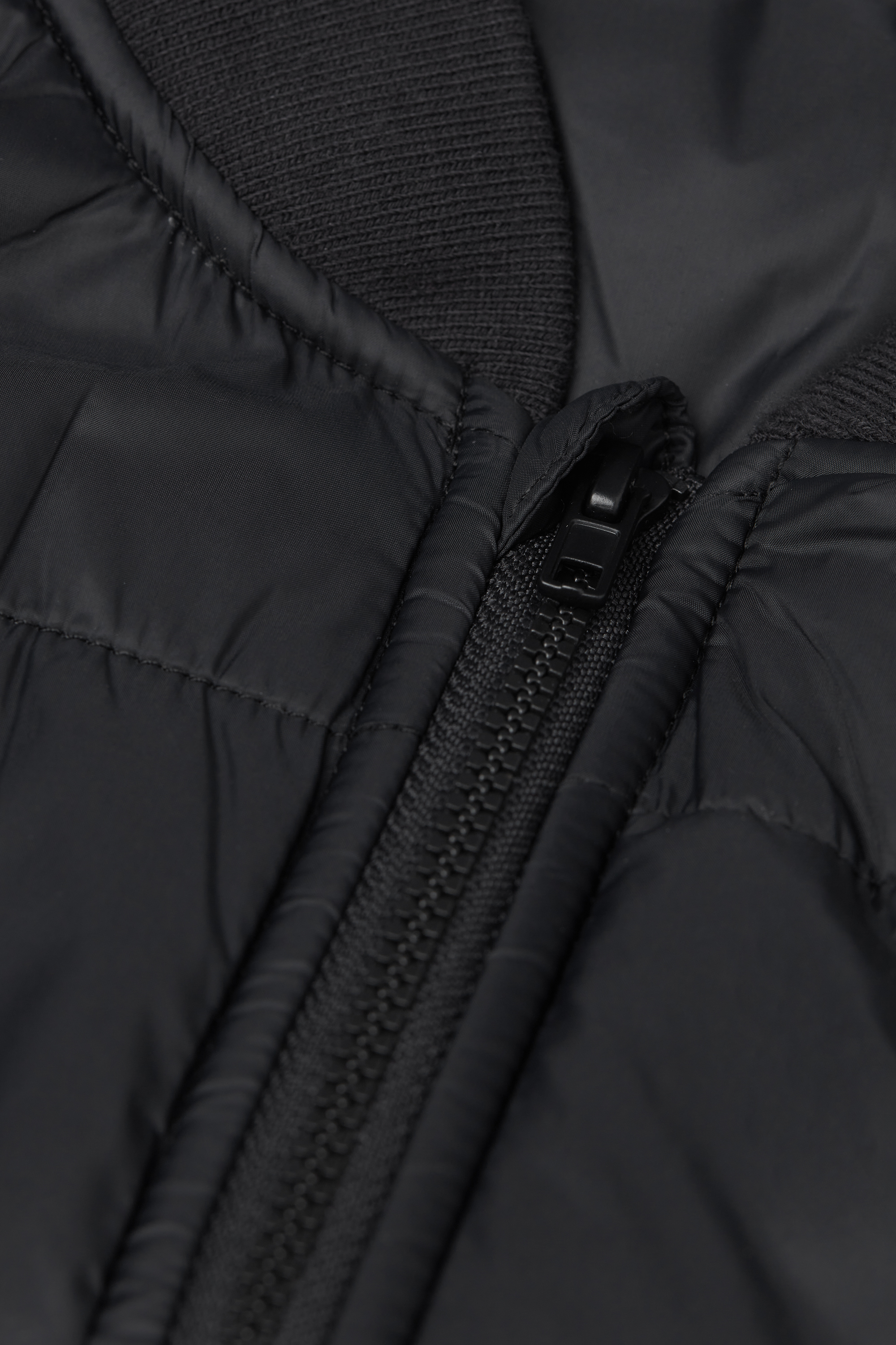 Chaqueta Acolchada Sin Mangas Bolsillos y Cremallera Unisex Niños