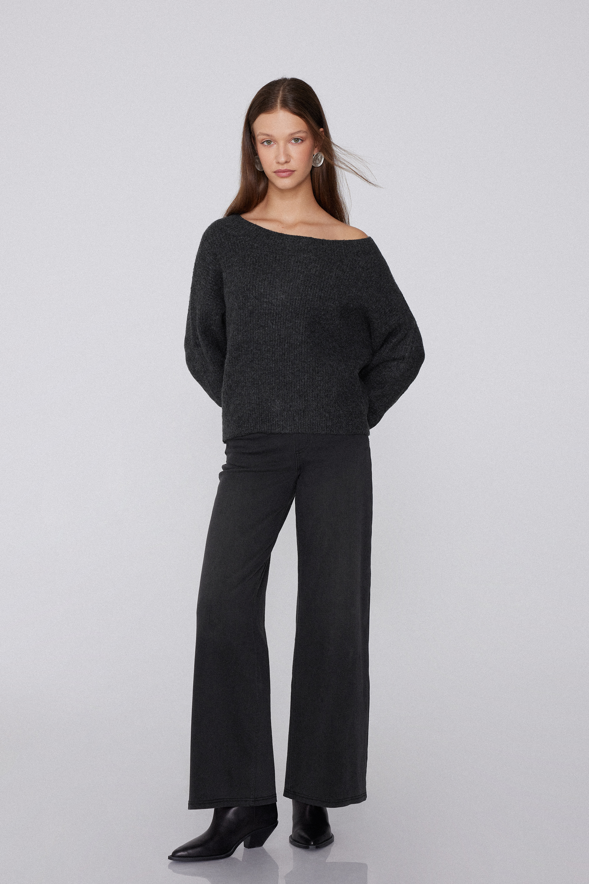 Maglione Maniche Lunghe a Costine Scollo Barchetta