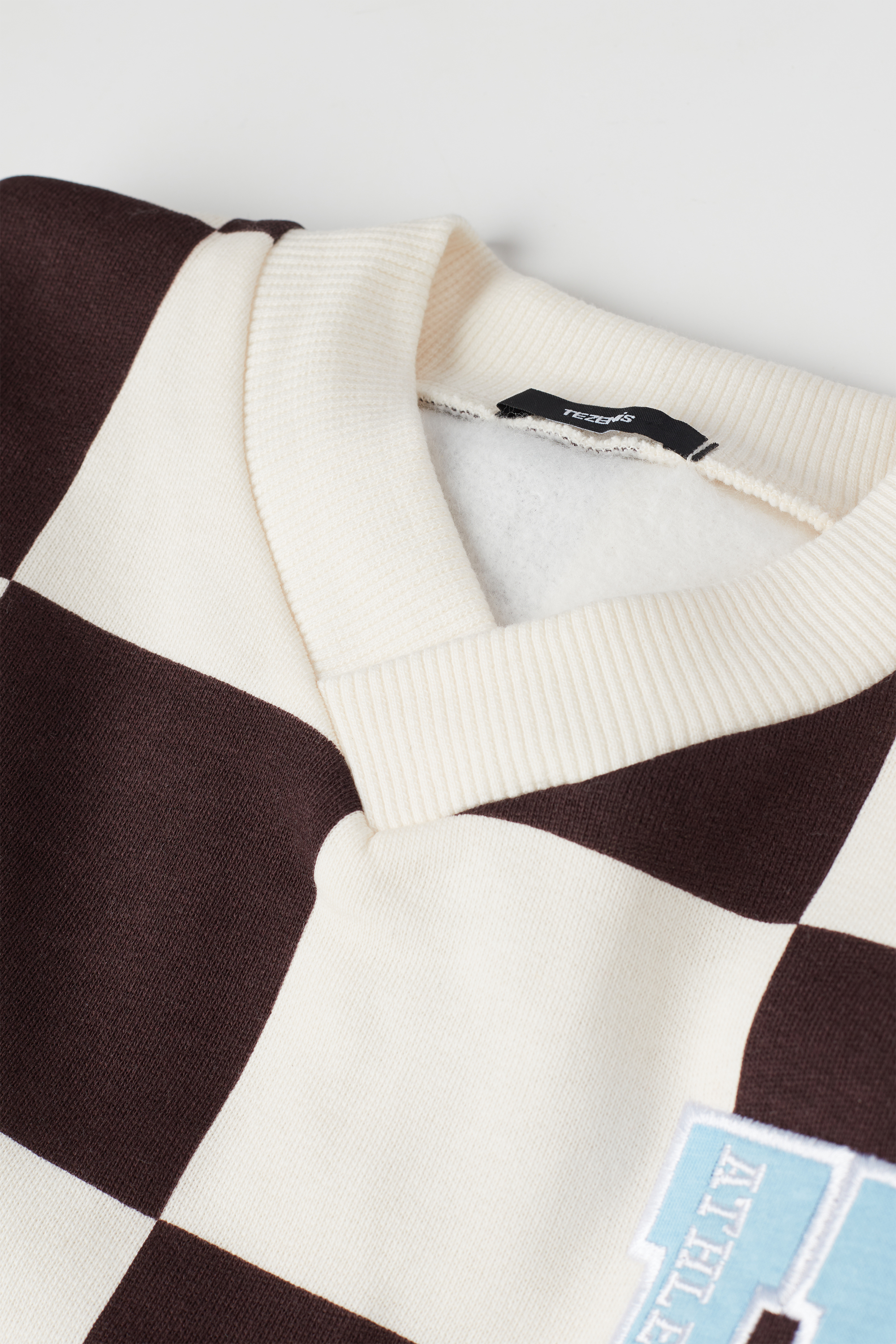 Sweatshirt Felpa Manga Comprida Estampada Decote em V