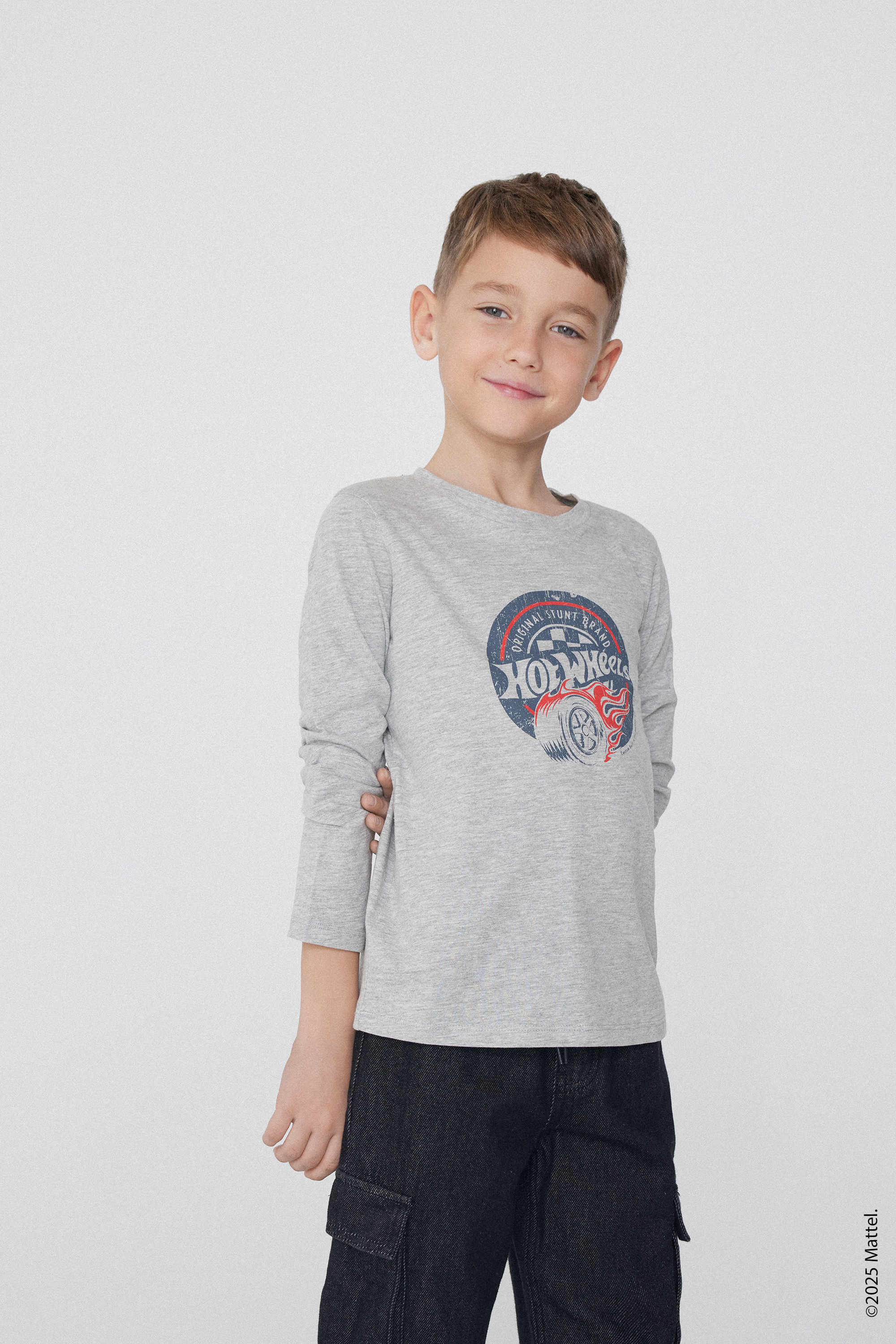 Camiseta Manga Larga Algodón con Estampado Hot Wheels para Niño