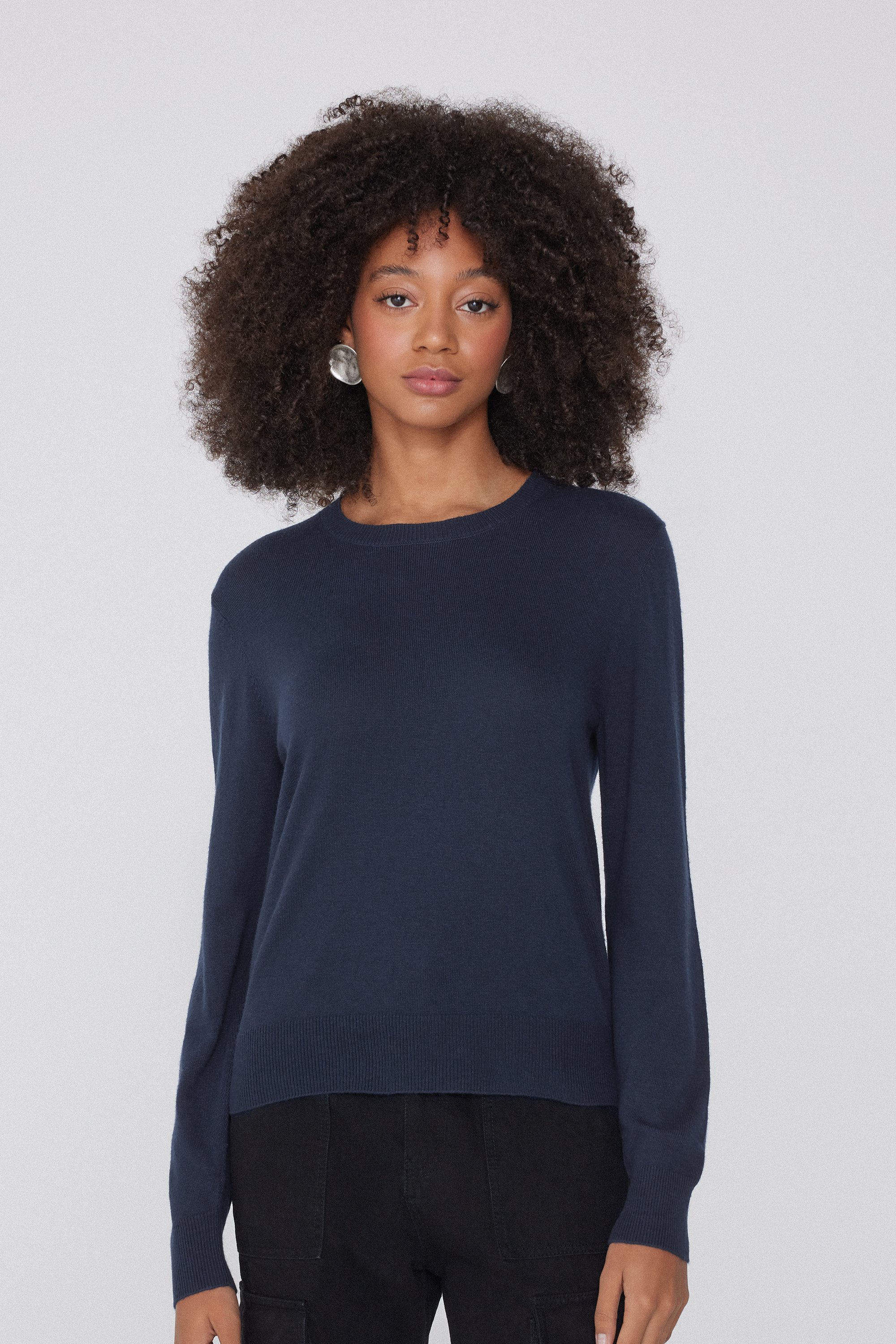 Long Sleeve Round-Neckline Heavy Sweater with Wool