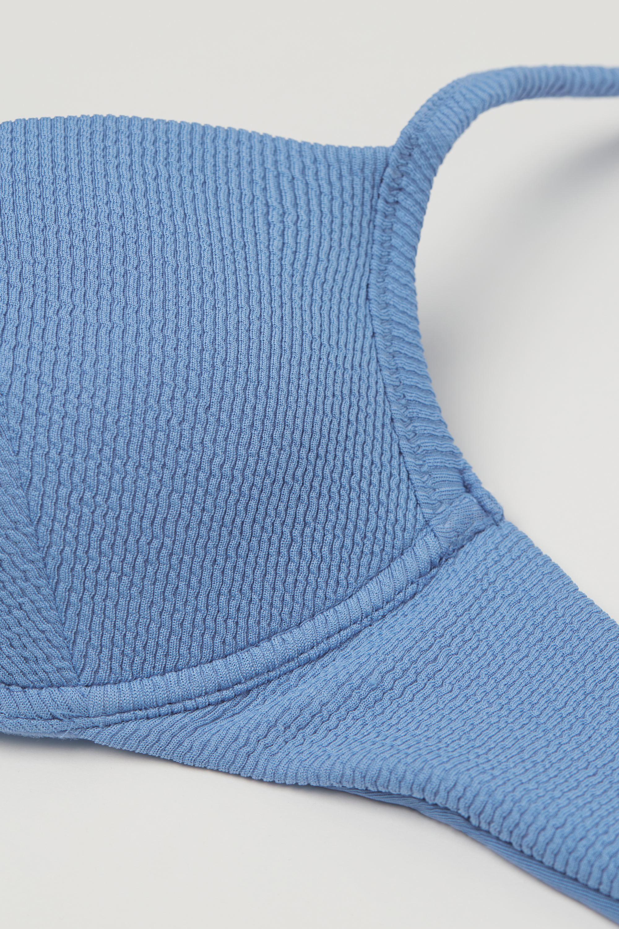 Vorgeformtes Push-up-Bikinioberteil Classic Rib recycelt
