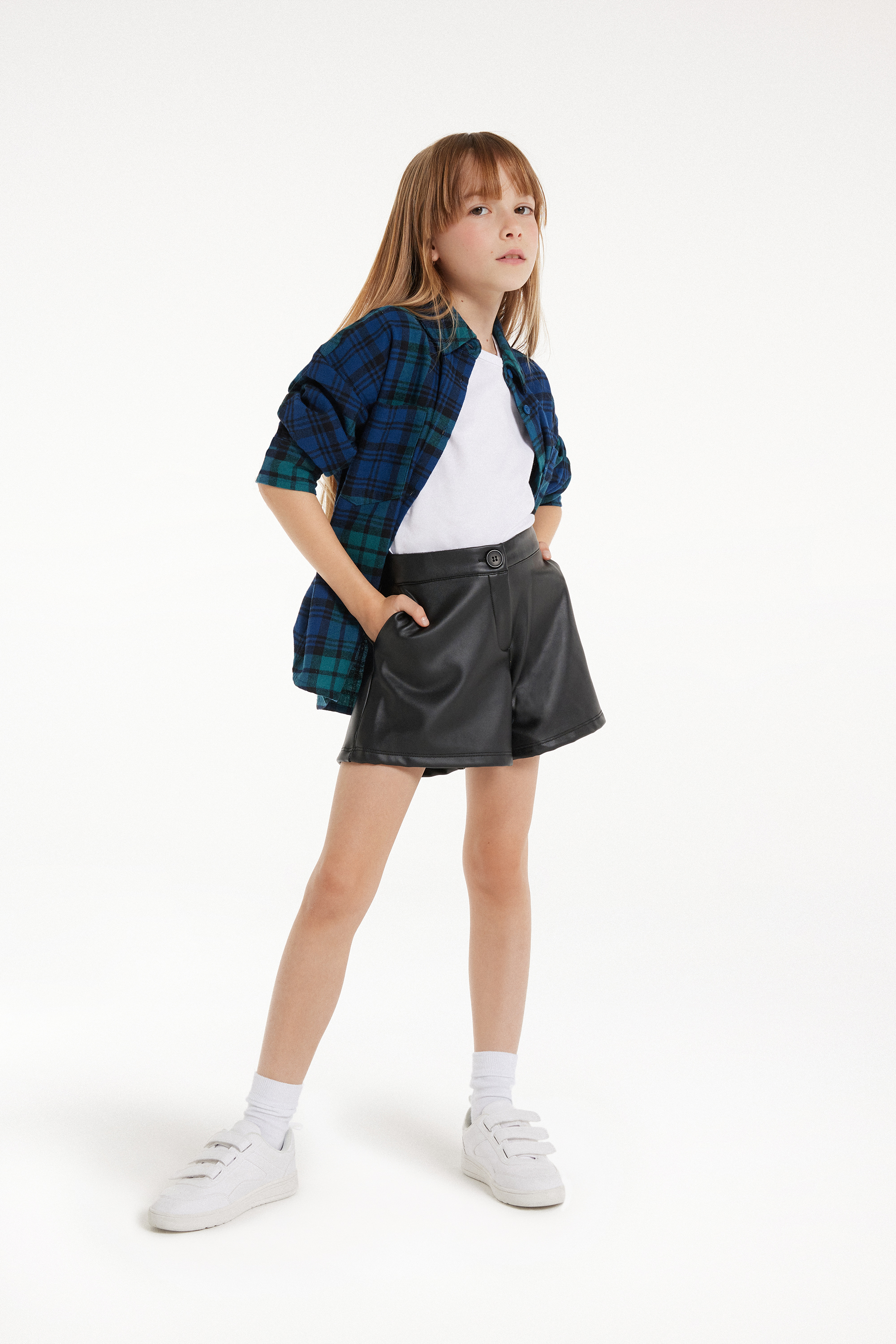Thermo-Shorts in Lederoptik für Mädchen