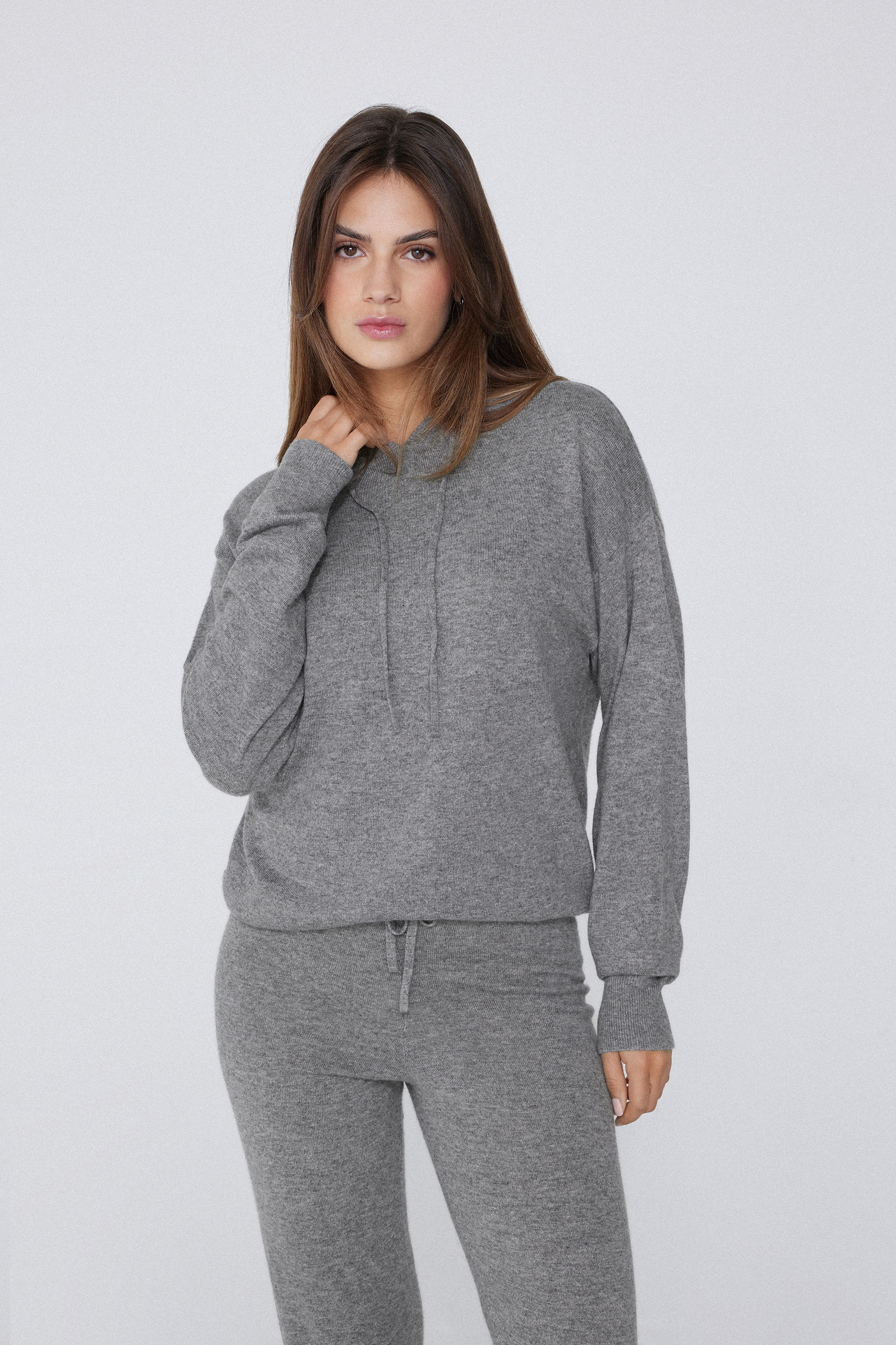 Heavy Hooded Sweater with Wool