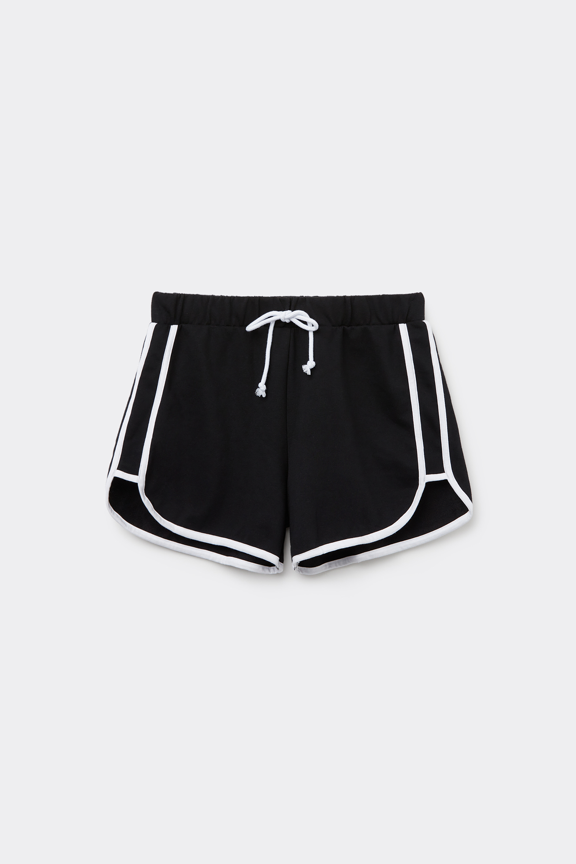 Fleece Shorts with Piping