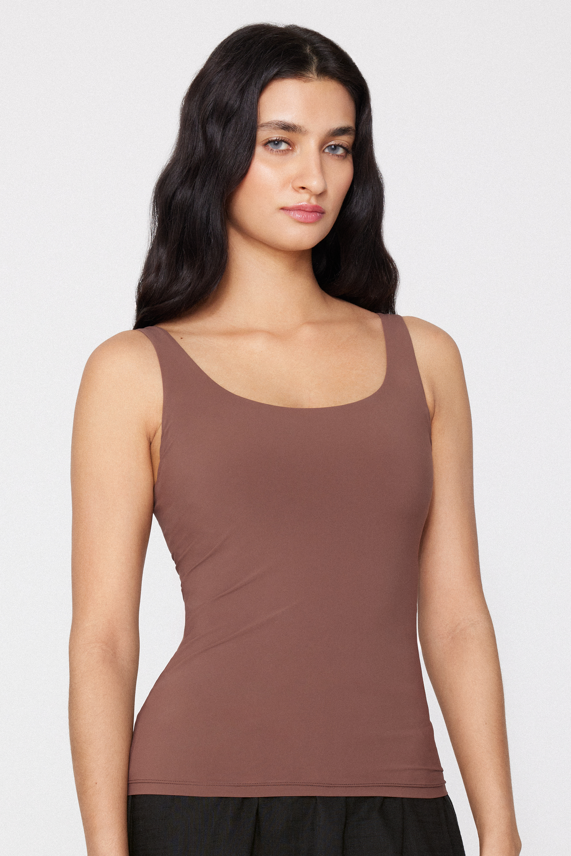 Canottiera Modellante Con Reggiseno Integrato E Pizzo – Controllo Pancia, Imbottita