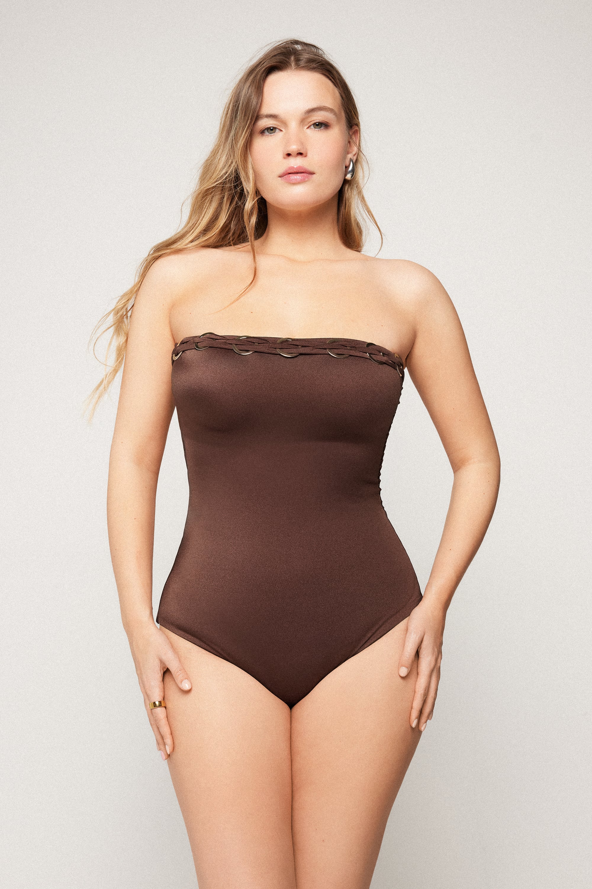 Jednod&iacute;ln&eacute; Troj&uacute;heln&iacute;kov&eacute; Plavky Royal Essence Brown