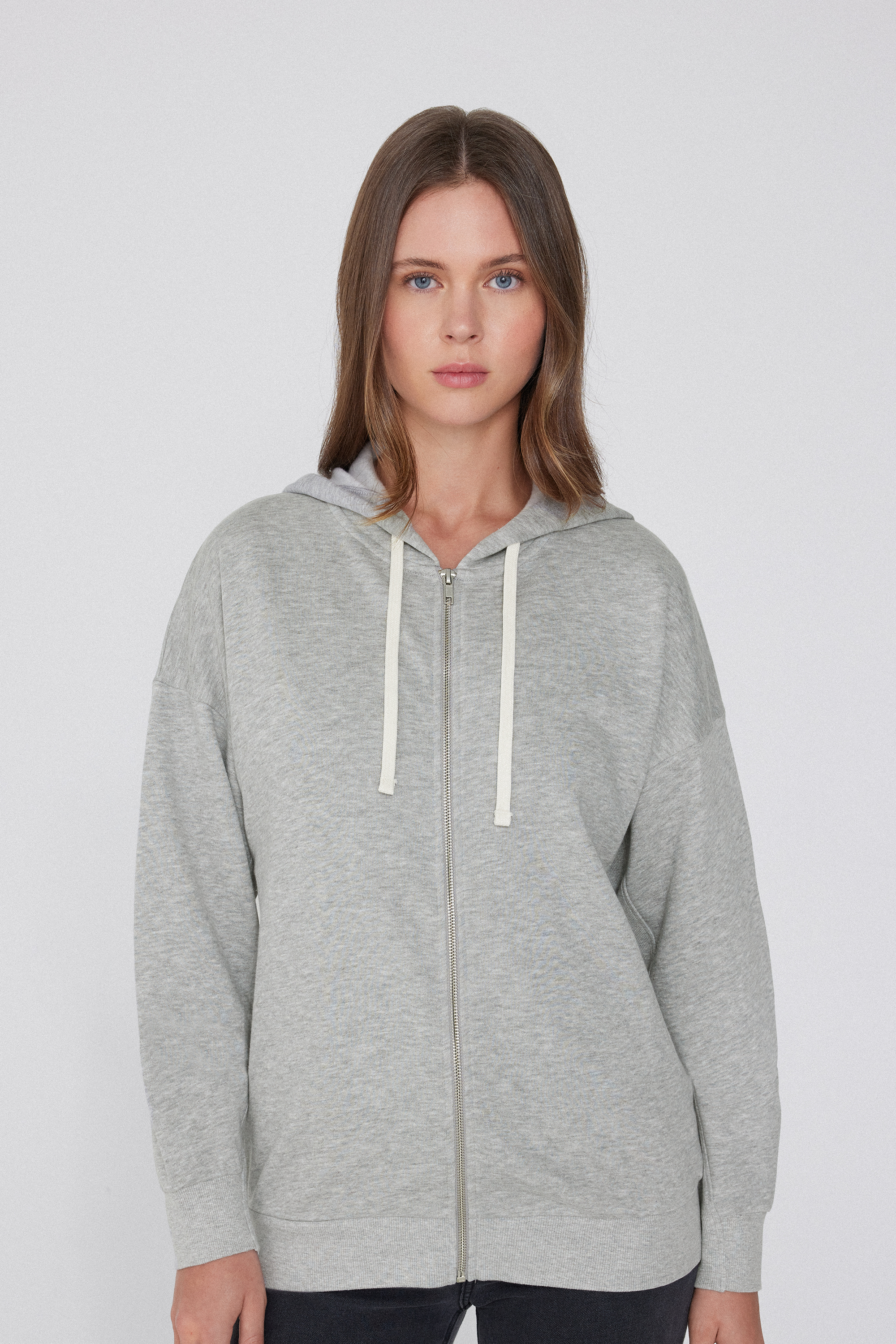 Sudadera Gruesa Cremallera y Capucha