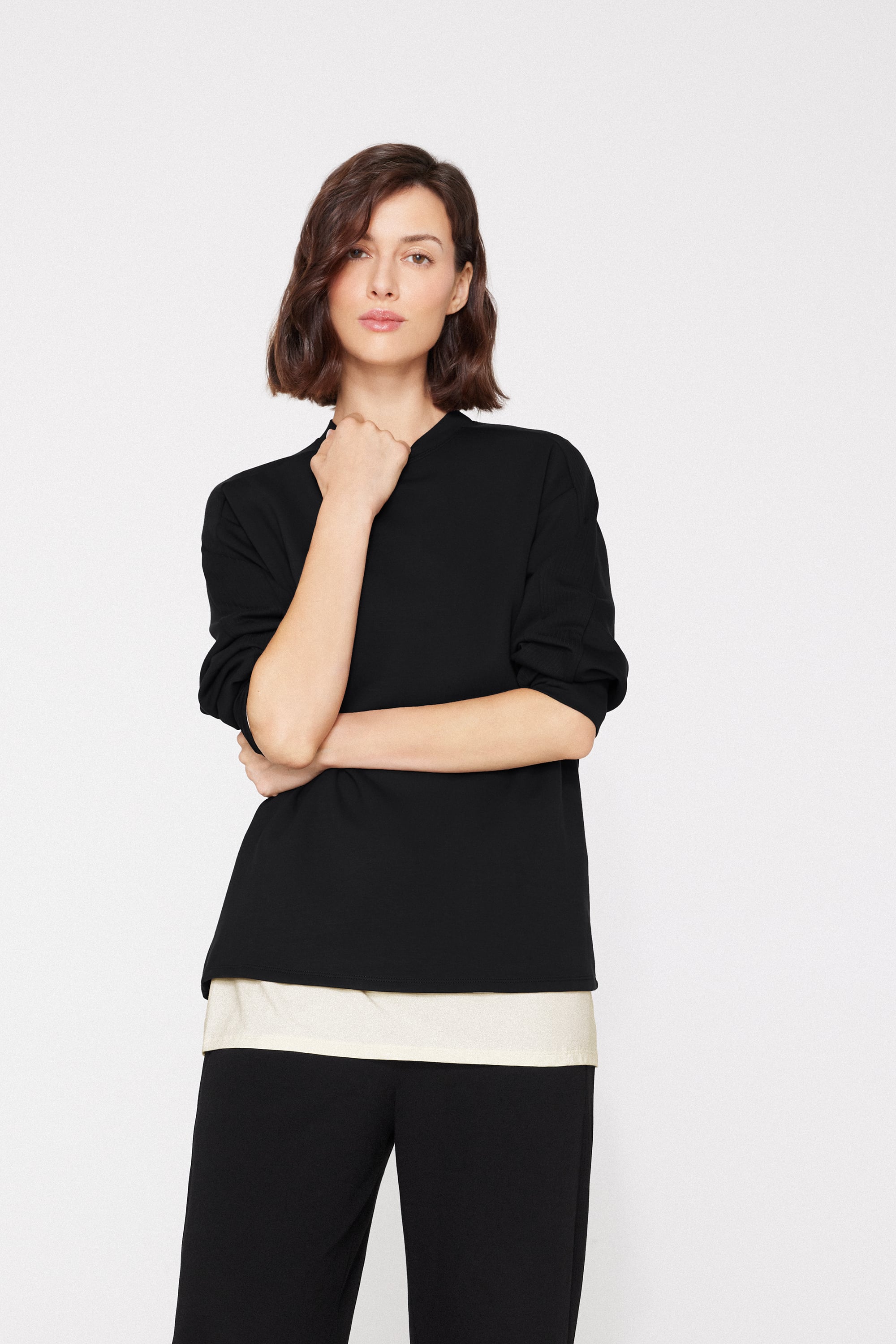 Sweatshirt Superior Softness mit Rundhalsausschnitt und Rippstreifen