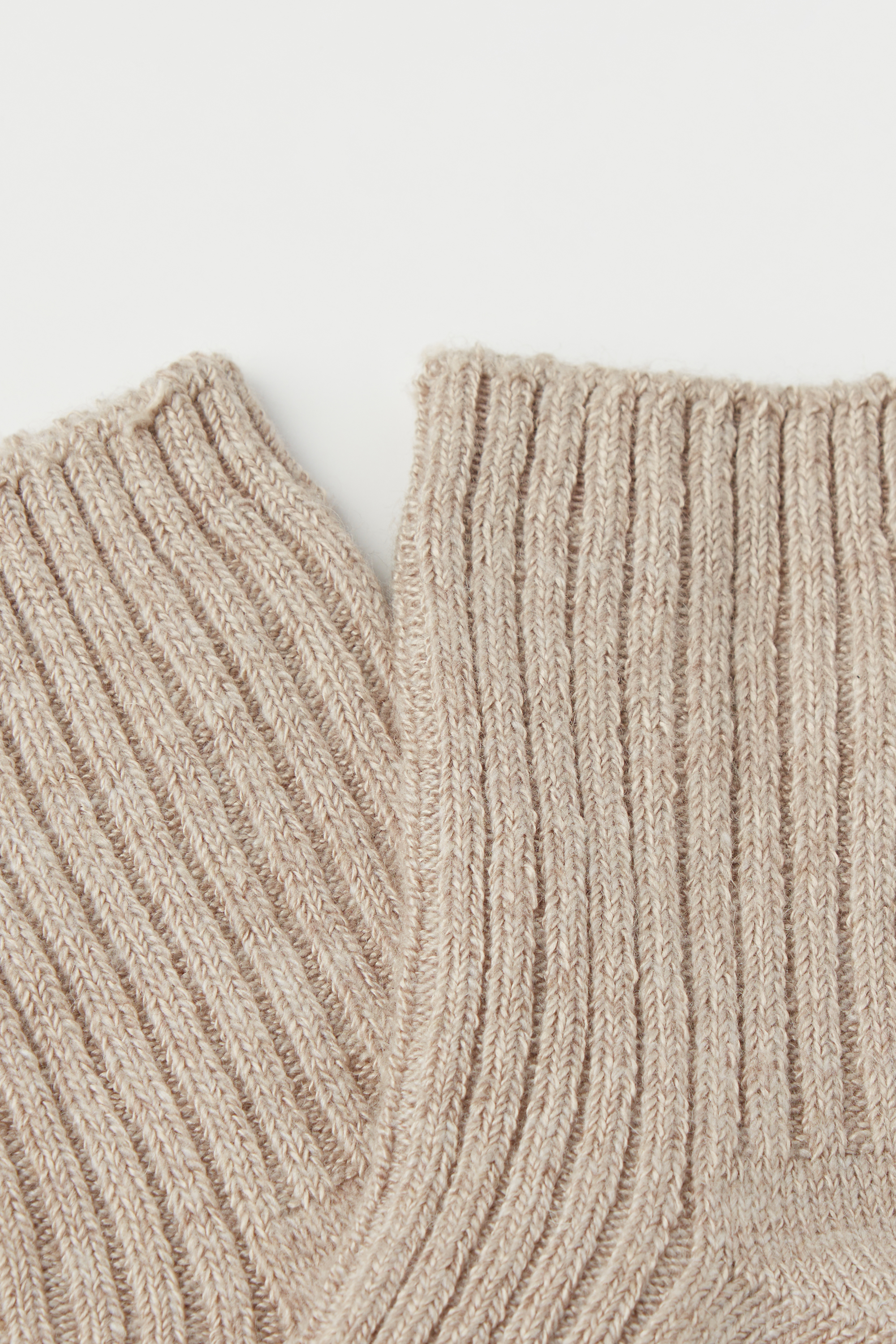 Short Thick Ribbed Socks