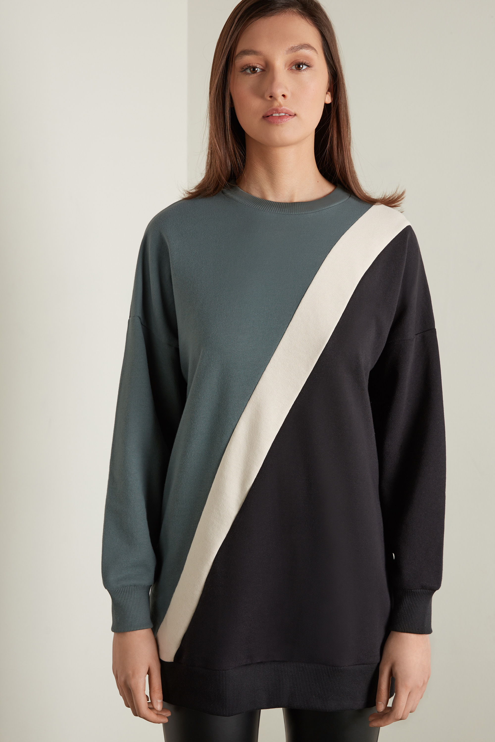 Color Block Oversized Cotton Sweatshirt 