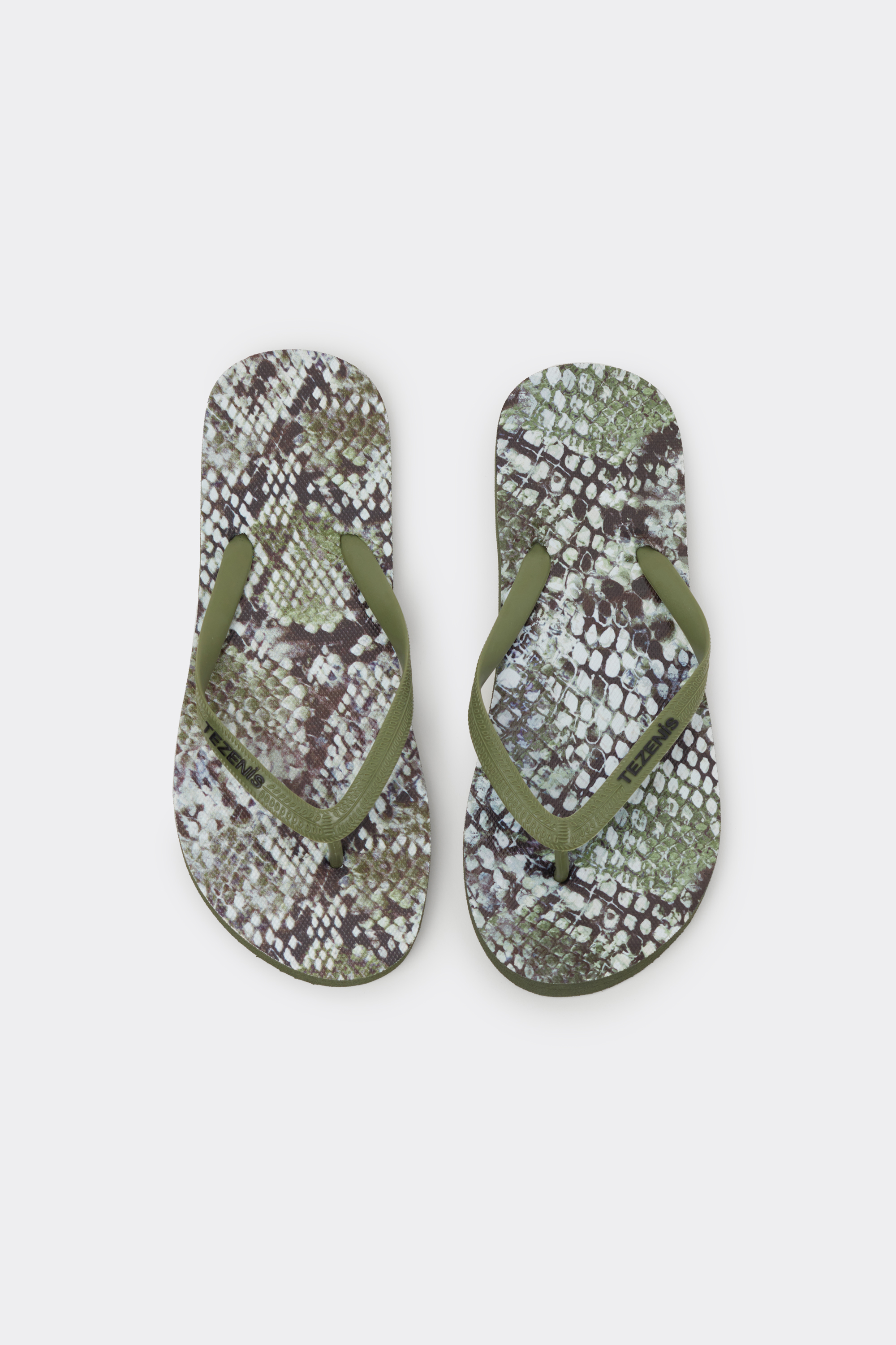 Patterned Flip Flops
