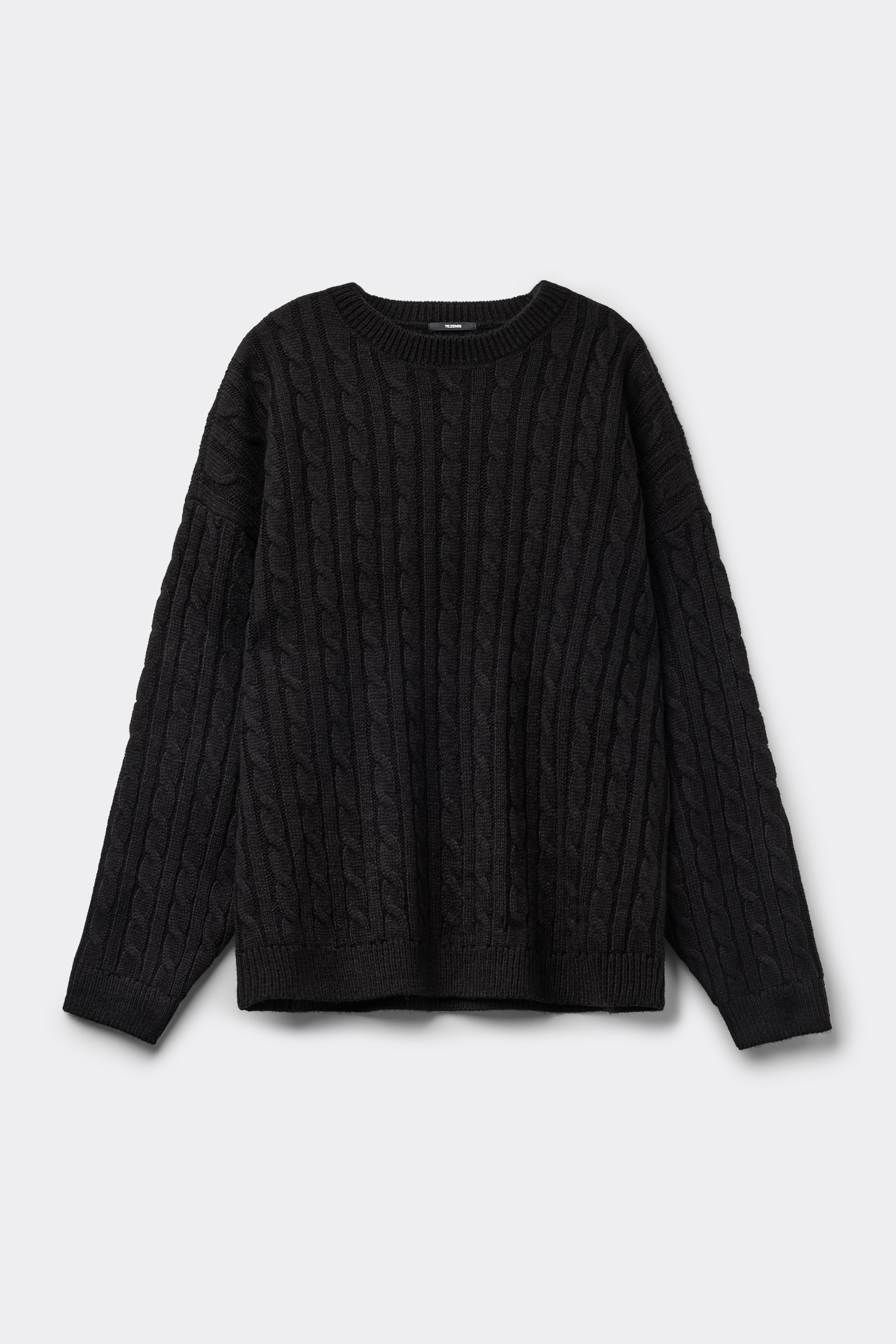 Svetrík s Dlhým Rukávom a Okrúhlym Výstrihom s Vrkočovým Vzorom