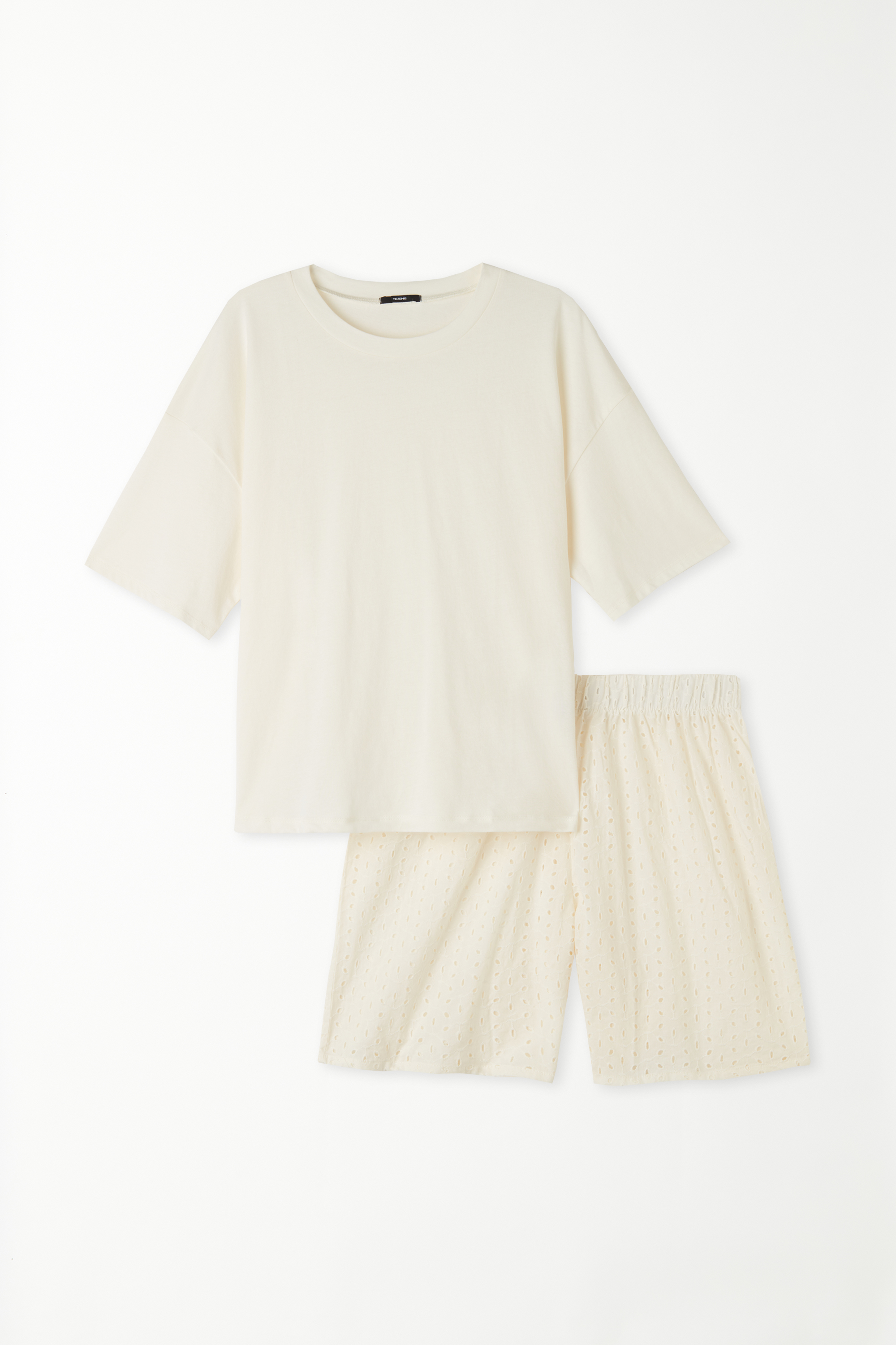 Kurzer Pyjama mit halblangen Ärmeln aus St. Galler Baumwolle