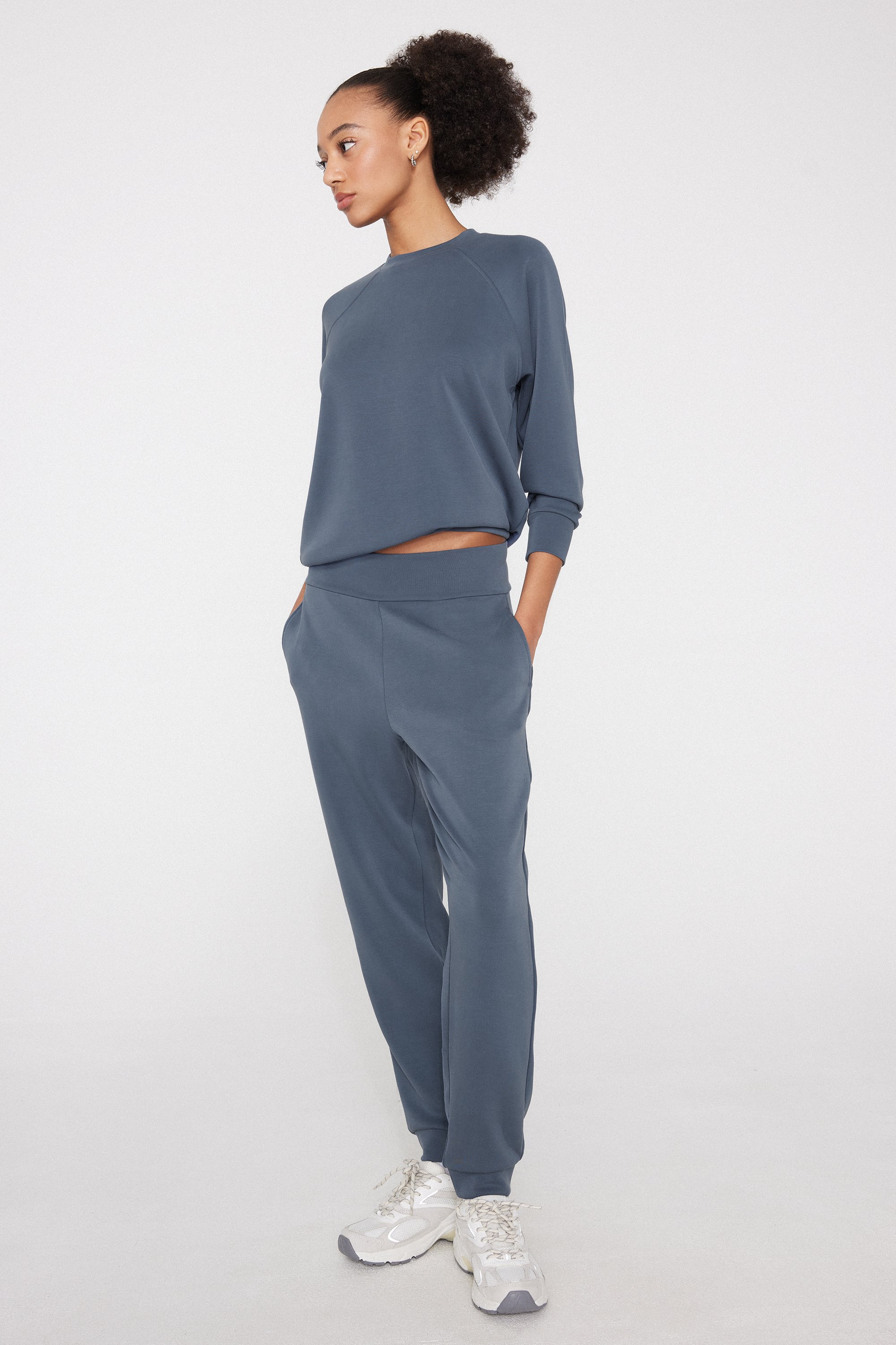 Pantal&oacute;n de Ch&aacute;ndal Soft Touch