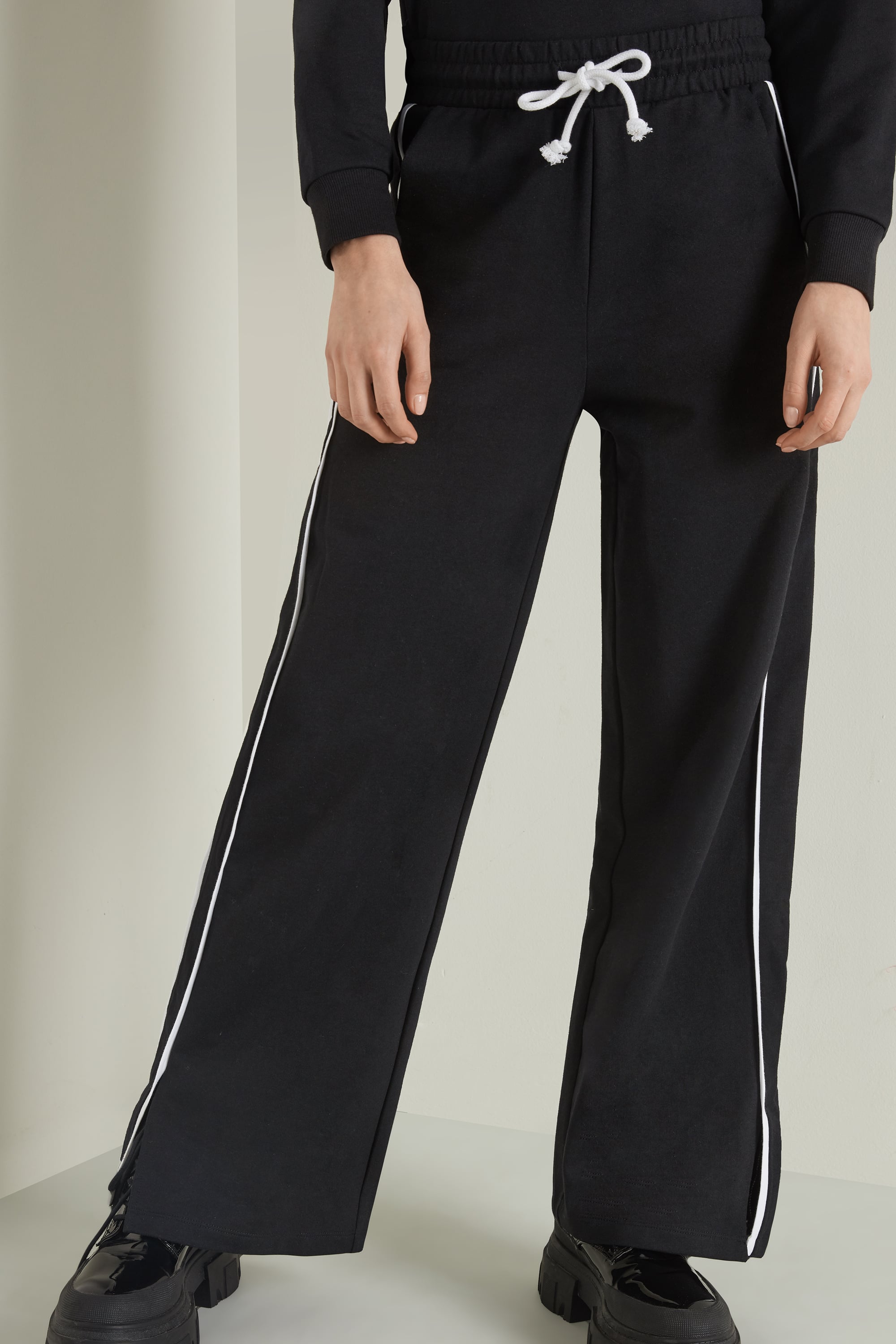 Wide-Leg Cotton Fleece Trousers with 