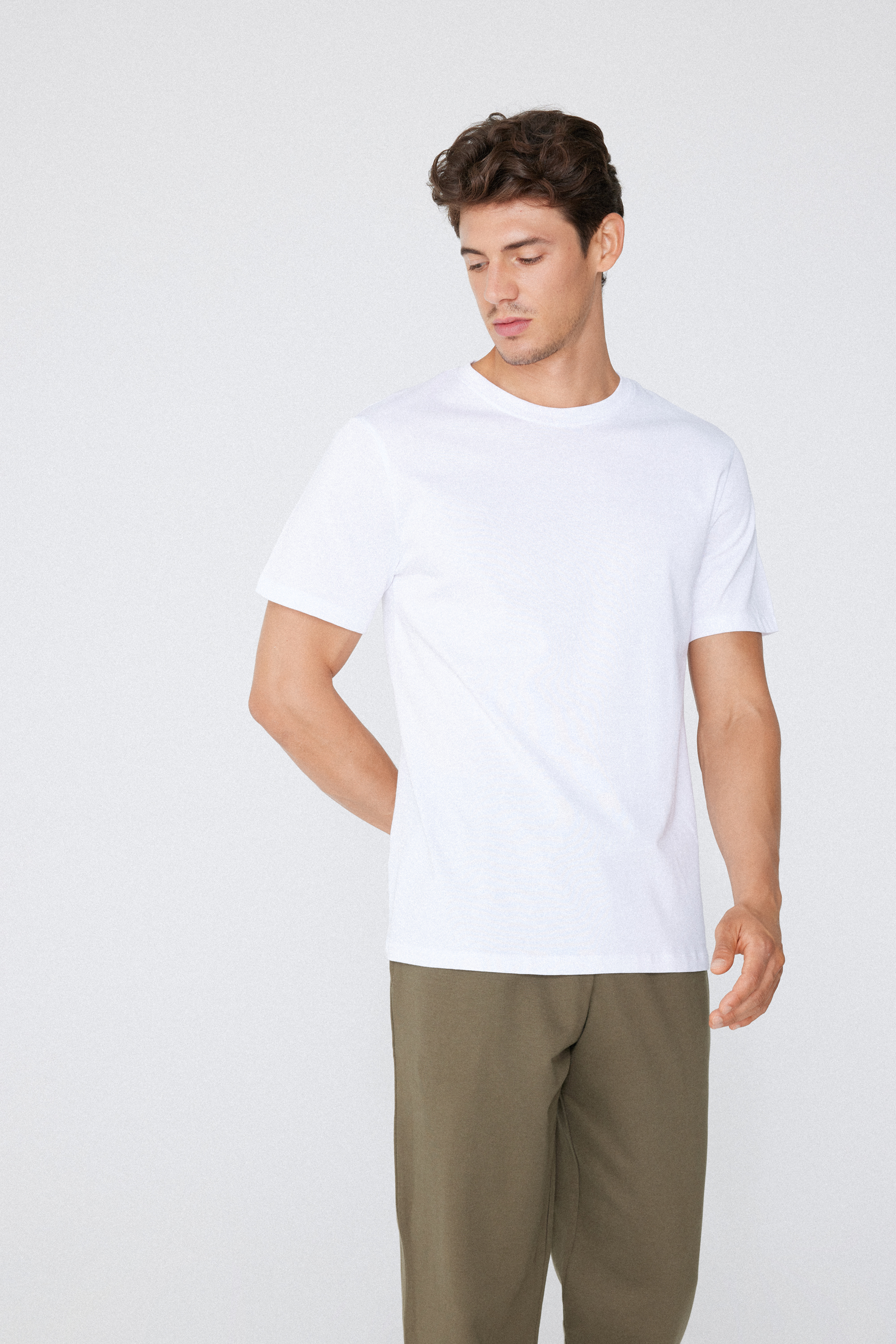 Crew-Neck 100$ Cotton T-Shirt