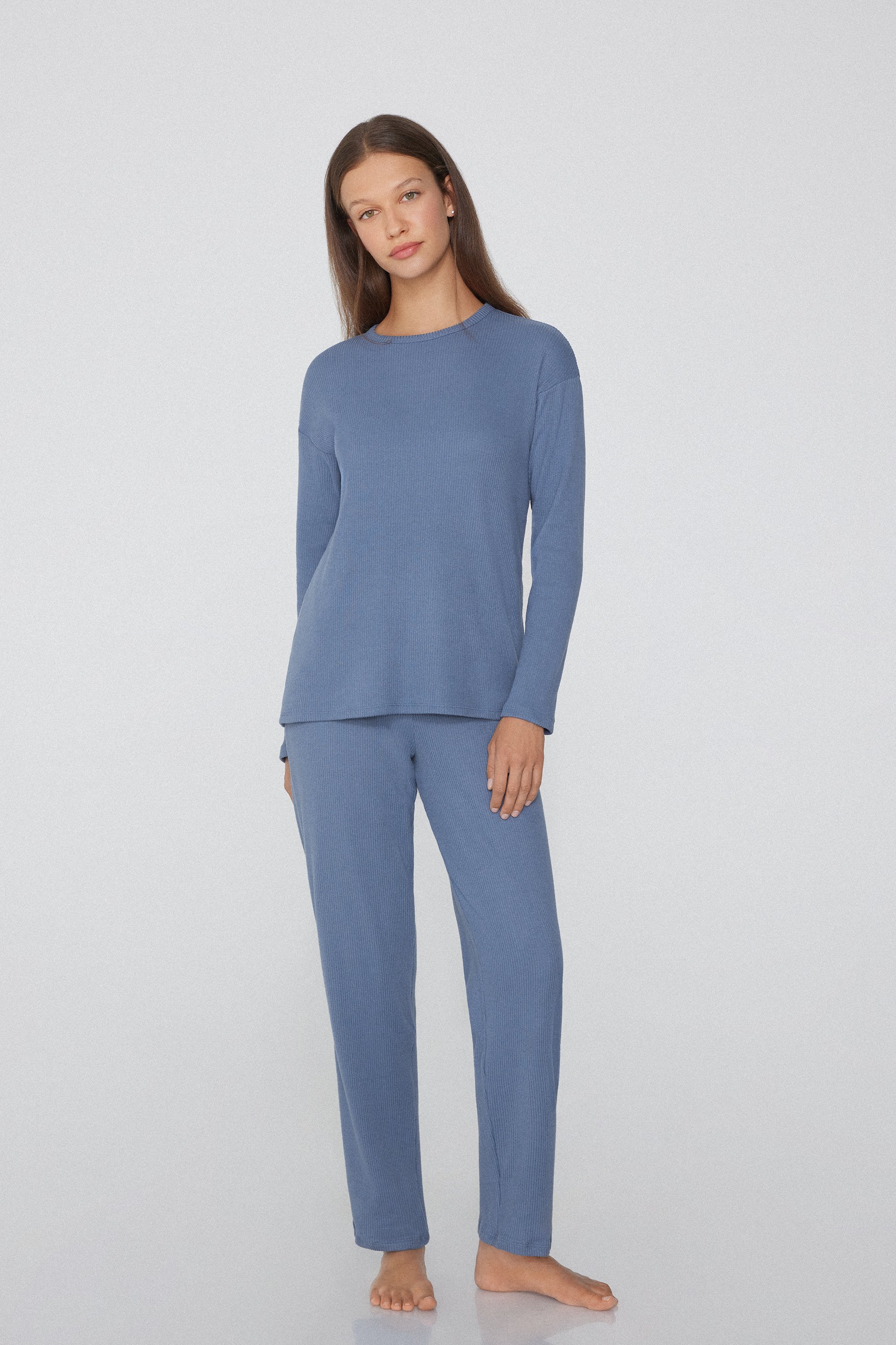 Long Crew Neck Ribbed Pajamas