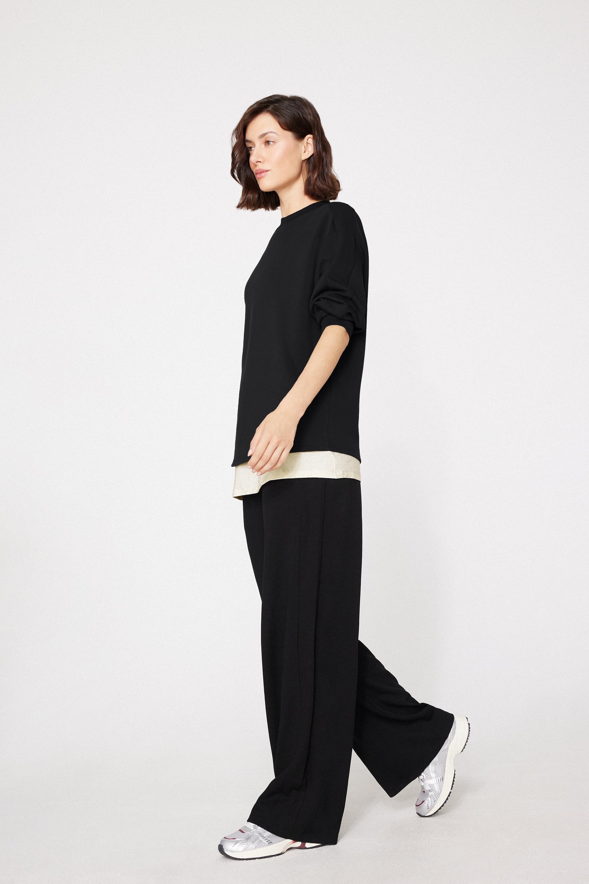 Palazzohose Superior Softness mit Rundhalsausschnitt und Rippstreifen