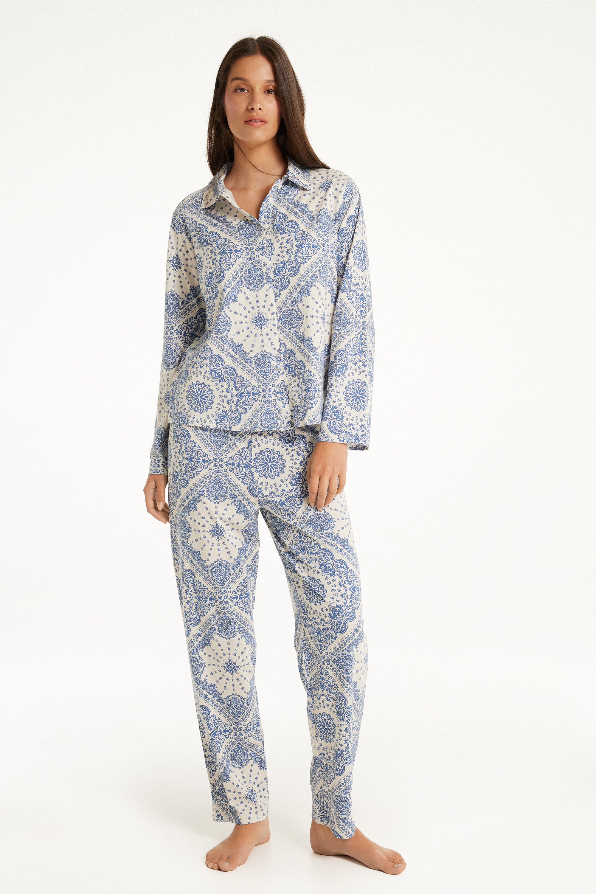 Langer Pyjama aus Baumwolle mit Knopfleiste