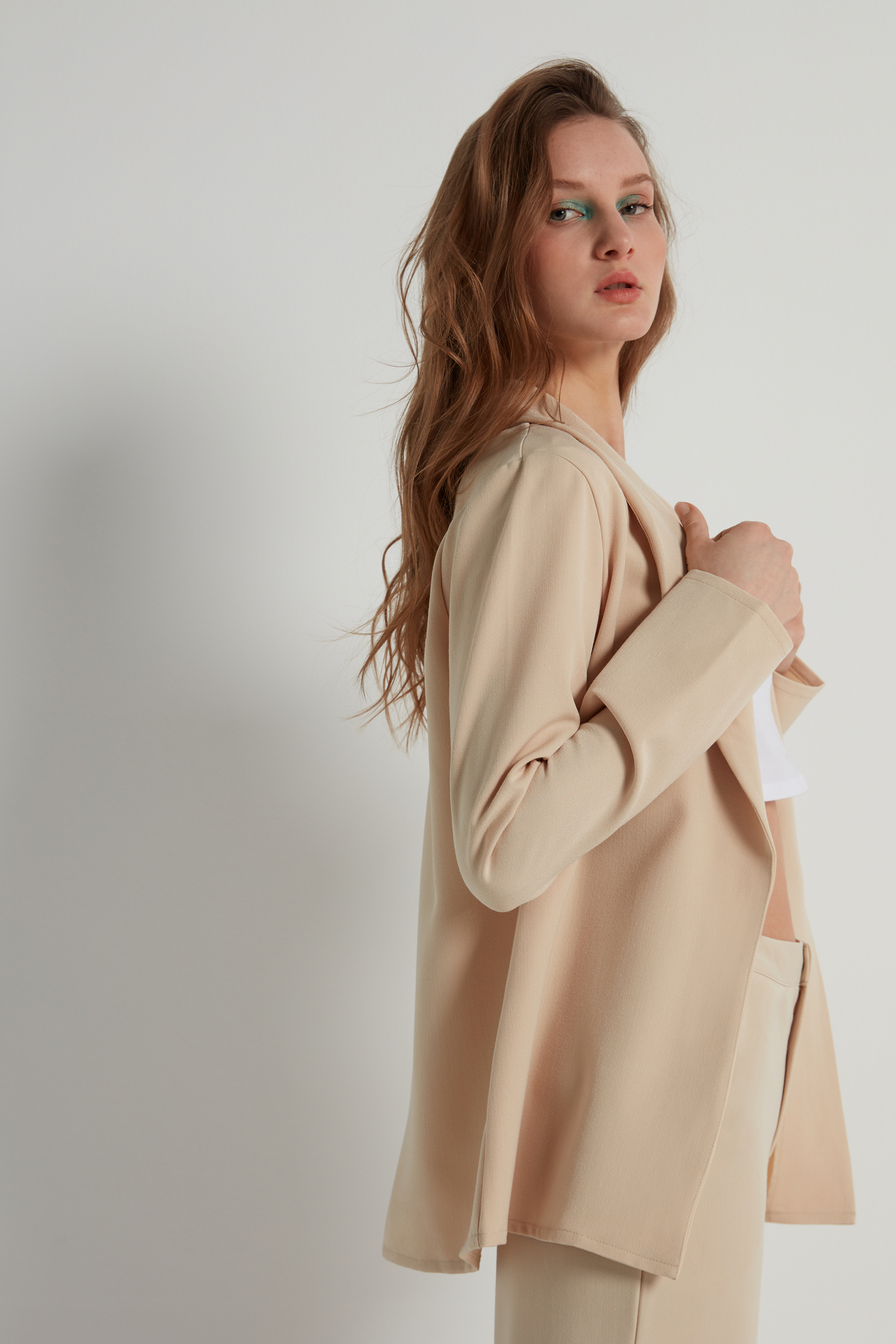 Einfarbiger Blazer/offene Jacke