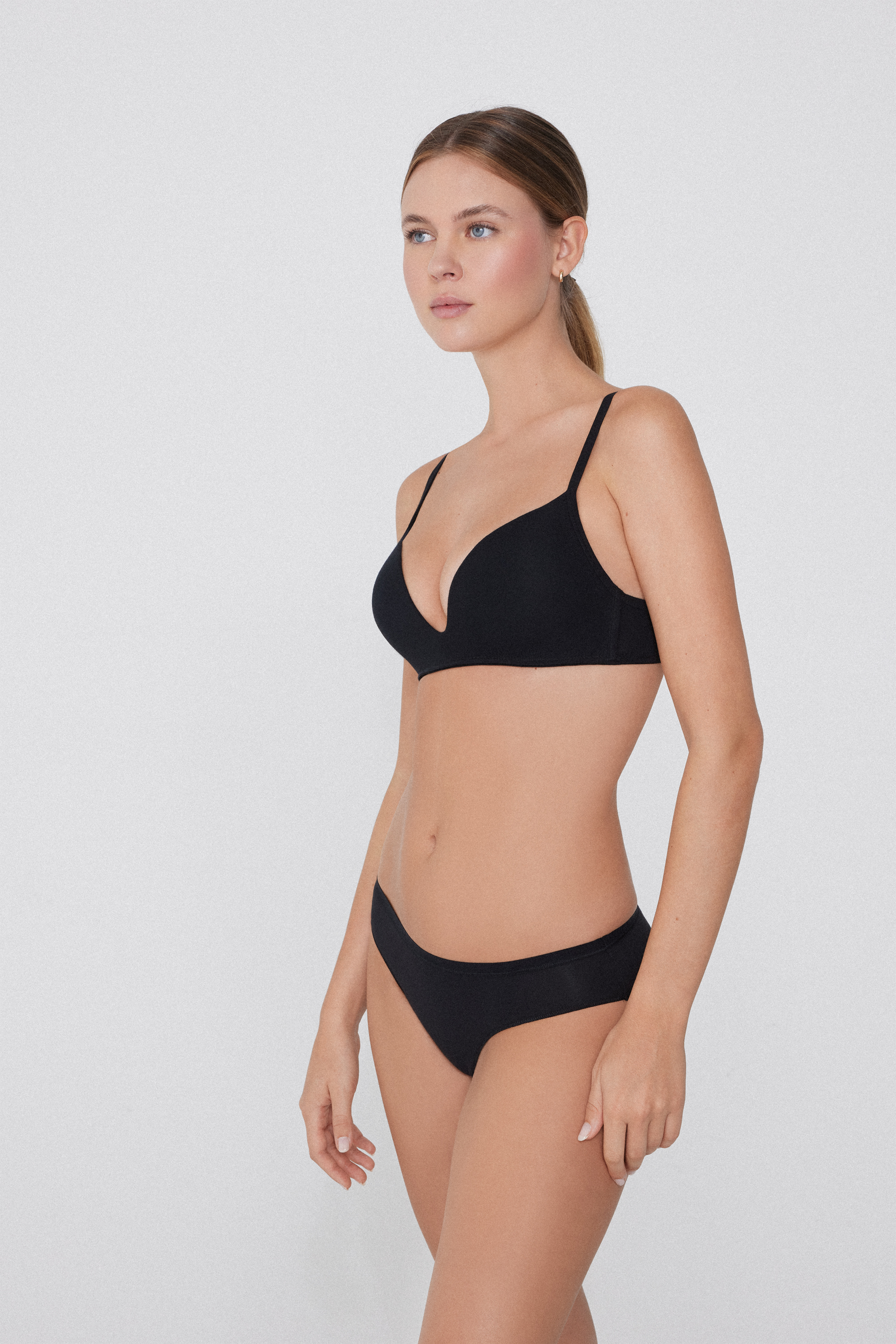 London Non-Wired Padded Triangle Bra in Cotton