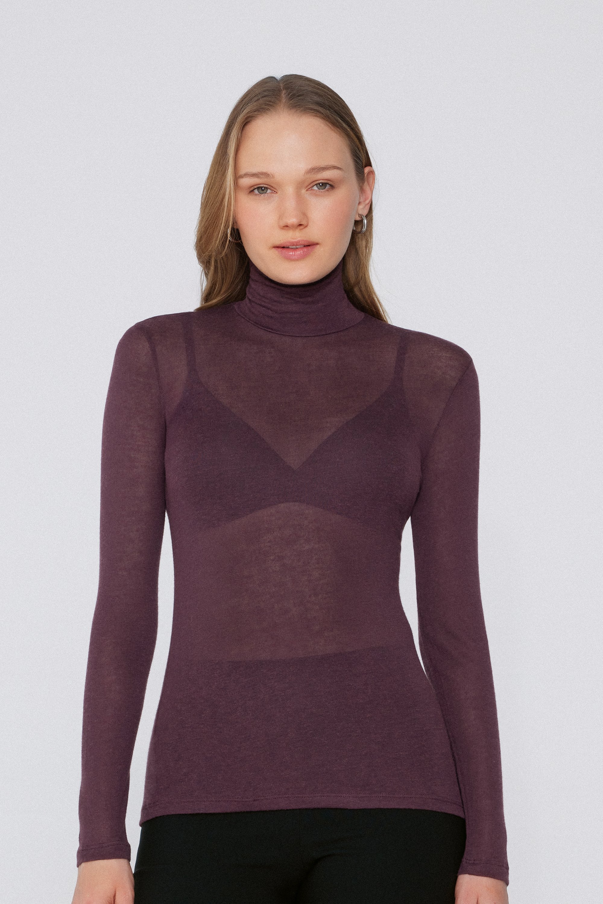 Maglia Collo Alto in Viscosa e Lana Merino