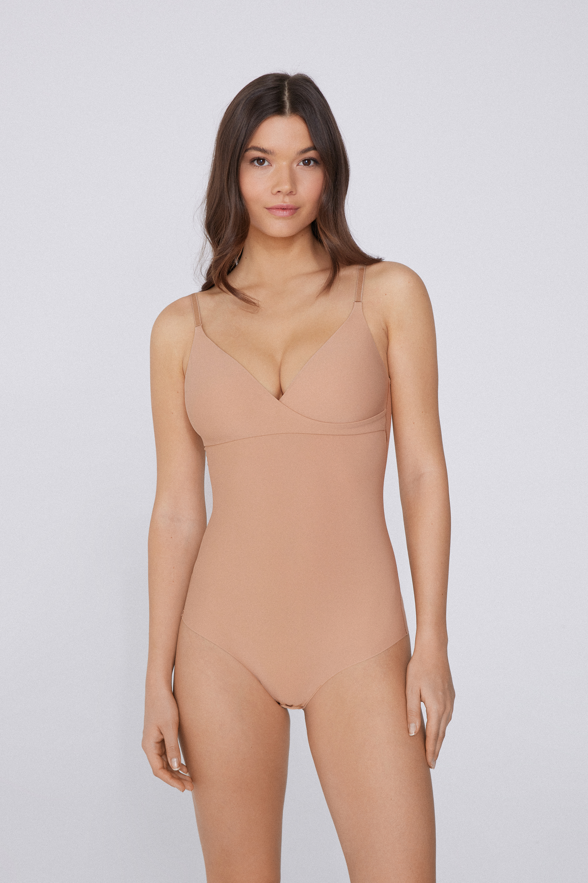 Body Shaping mit offenkantiger Verarbeitung