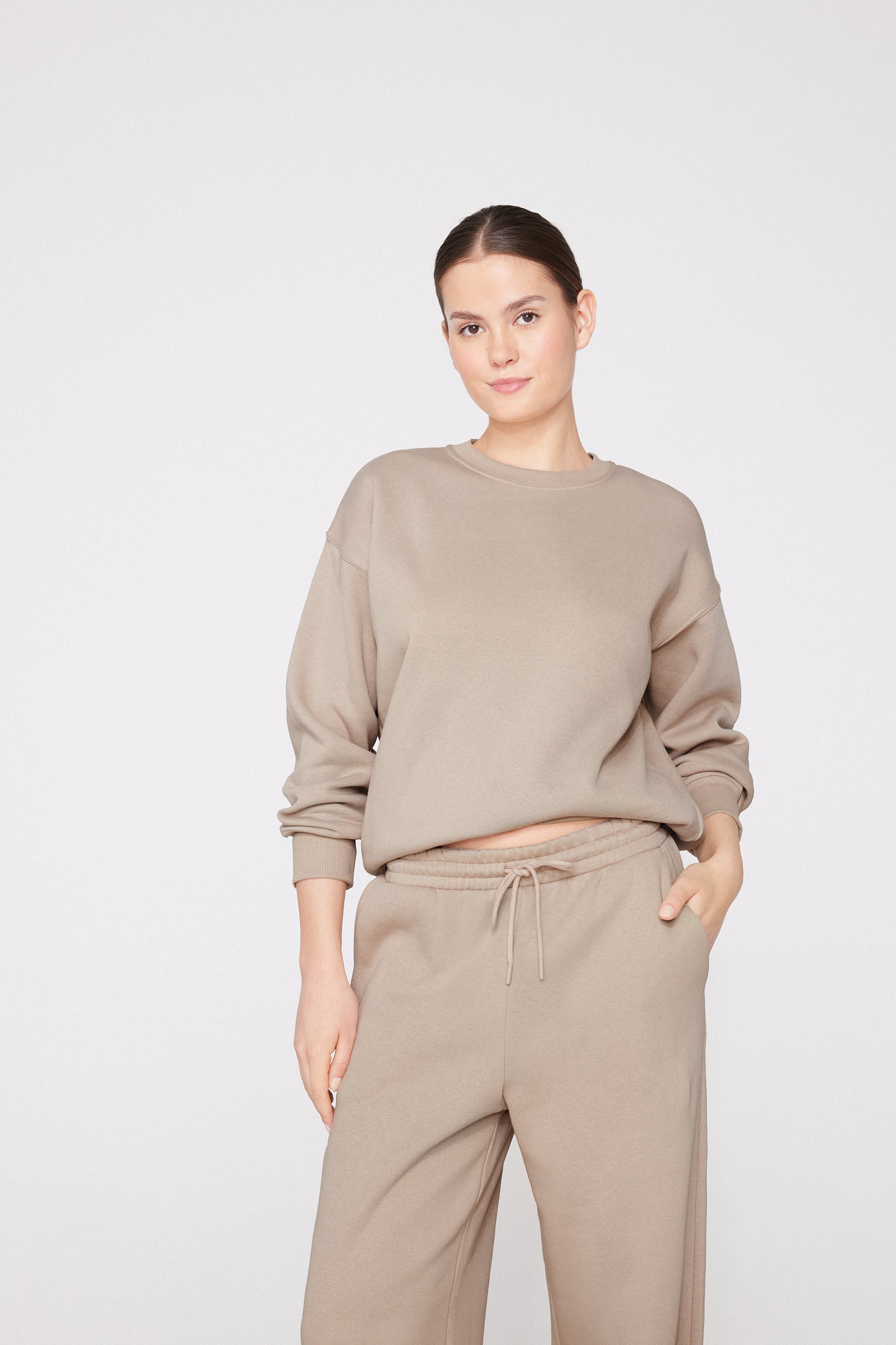 Thick Brushed Fleece Round Neck Sweatshirt