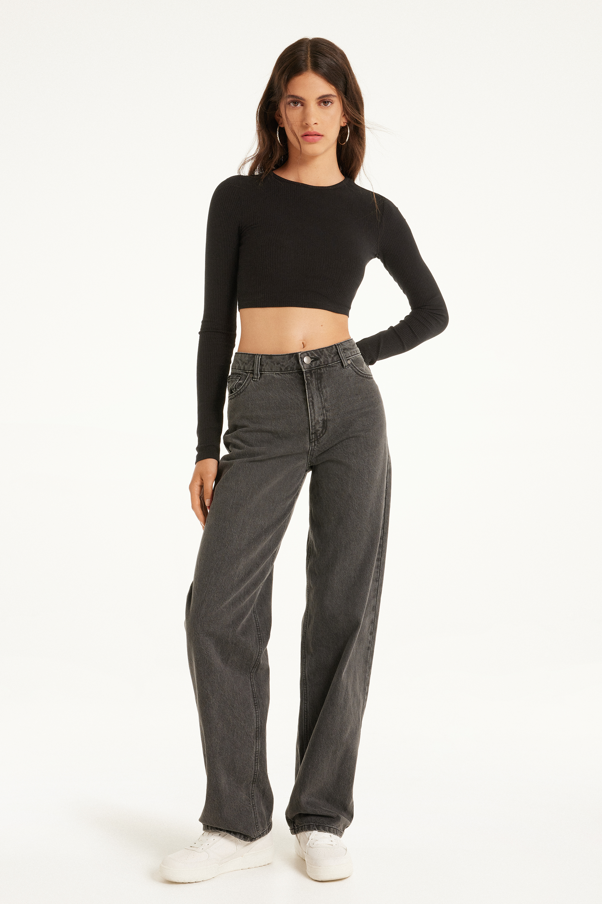 Ribbed Long-Sleeved Crew-Neck Crop Top