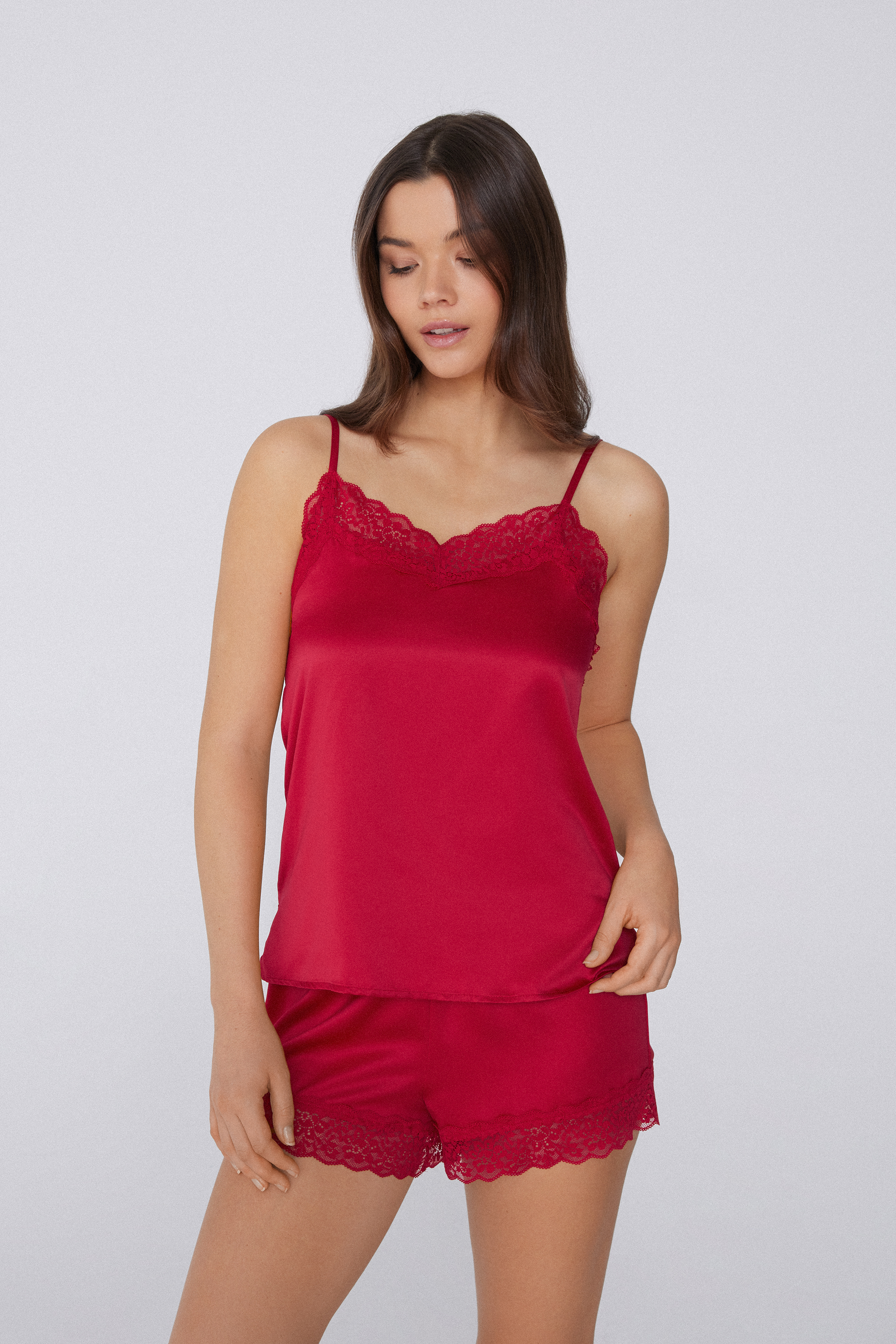 Satin Tank Top mit Spitze