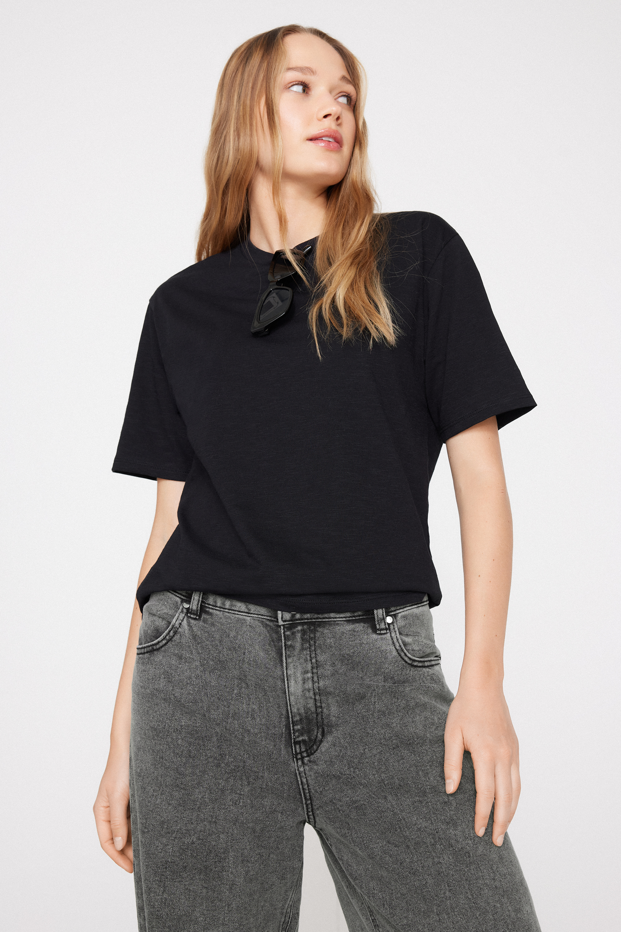 100% Slub Yarn Cotton Crew Neck T-Shirt