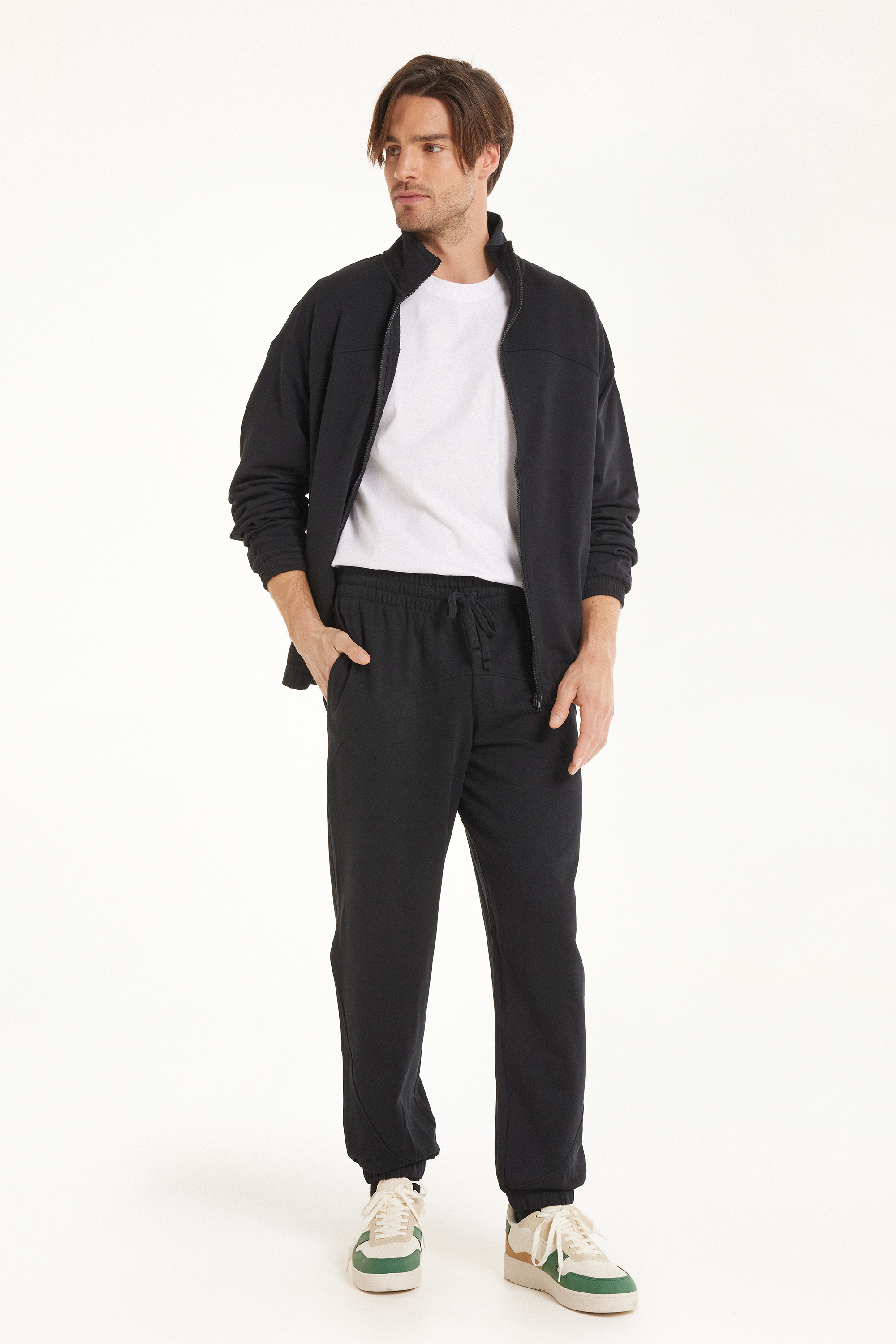 Basic Fleece Trousers with Pockets and Drawstring