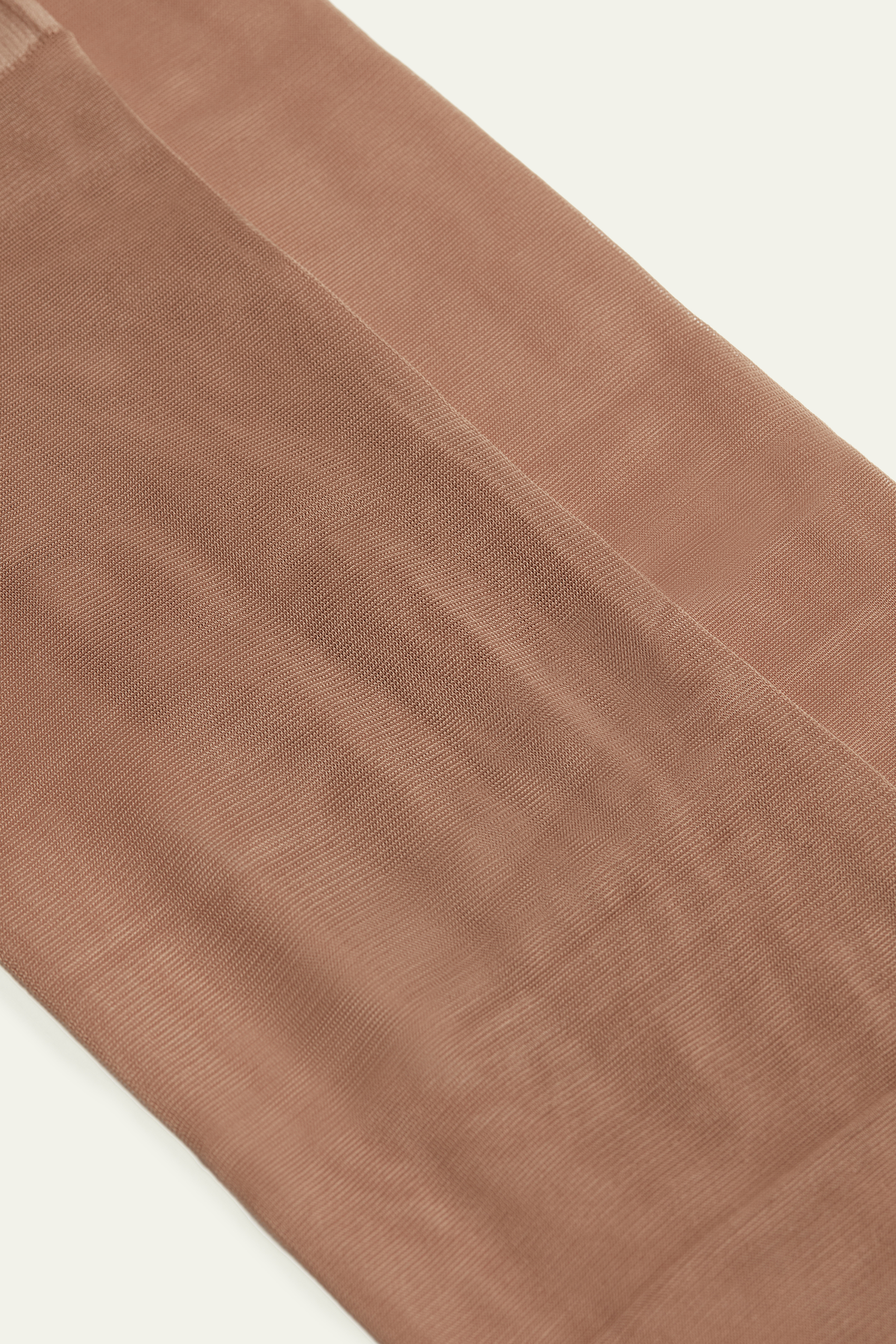2 X 40 Den Semi-Opaque Tights Appearance