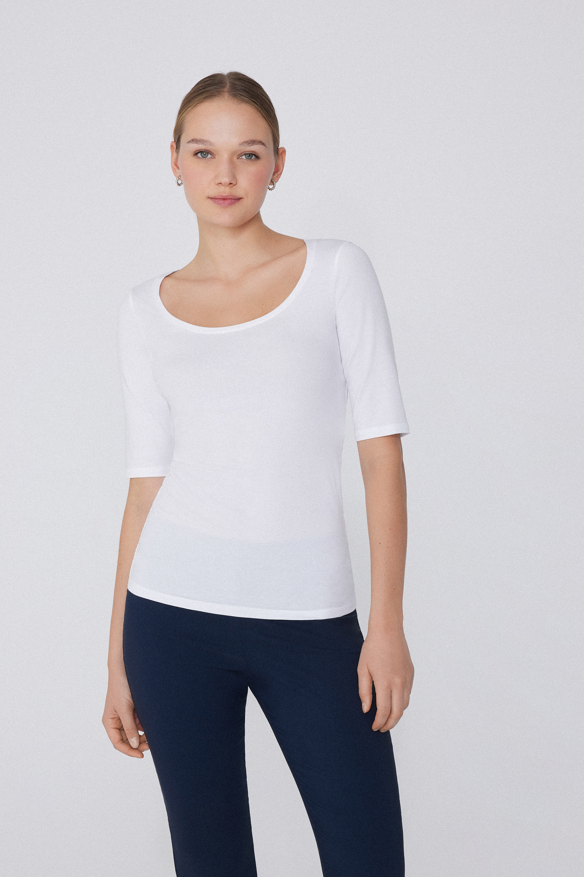 Short-Sleeve Scoop-Neck Top in Cotton