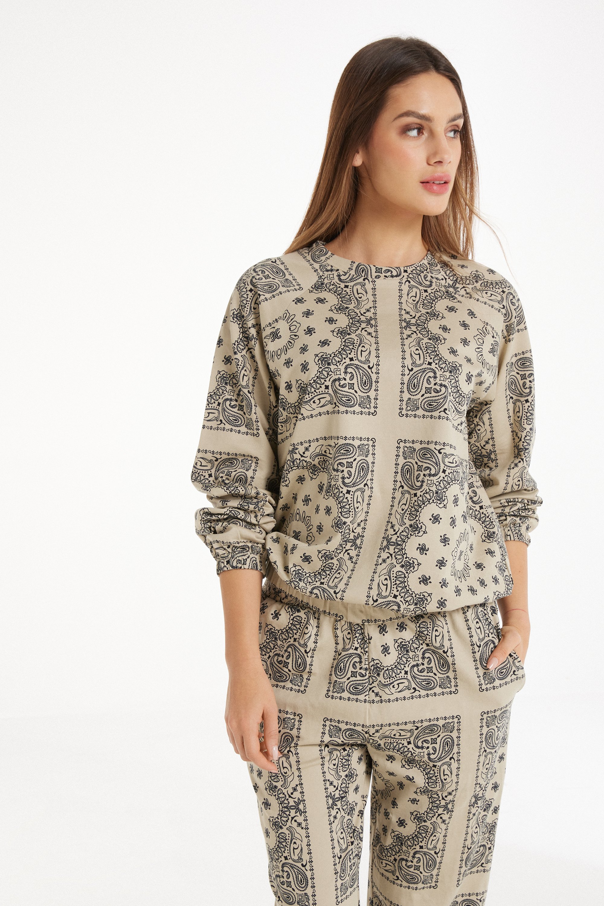 Long-Sleeved Rounded Neck Top with Print